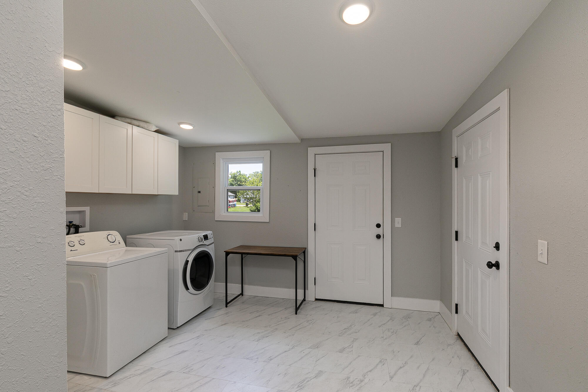 526 North Springfield Avenue Property Photo 15