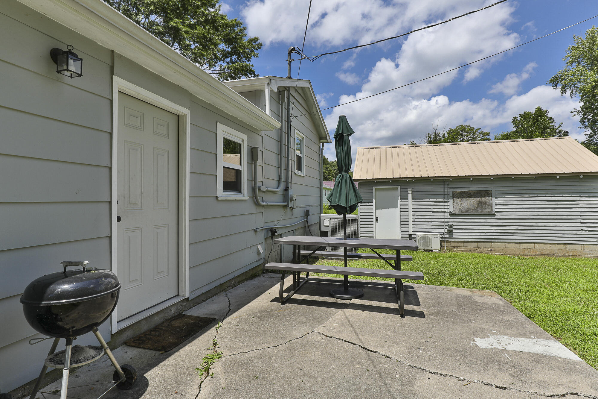 526 North Springfield Avenue Property Photo 27