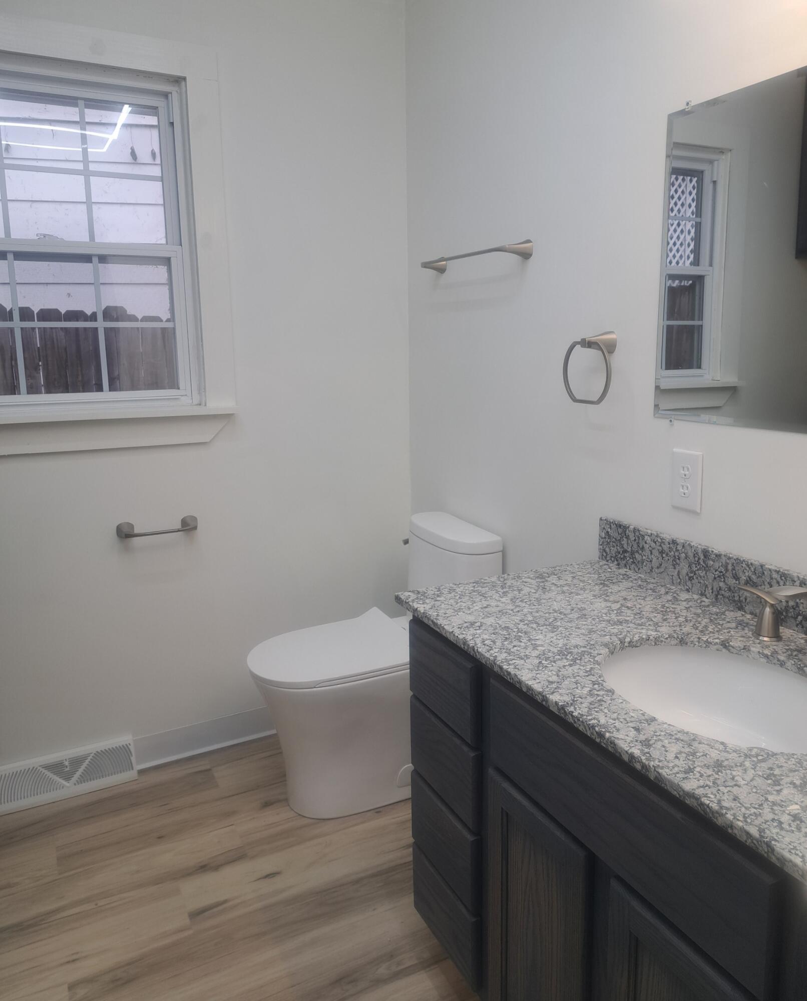 1313 Fairmont Drive Property Photo 8