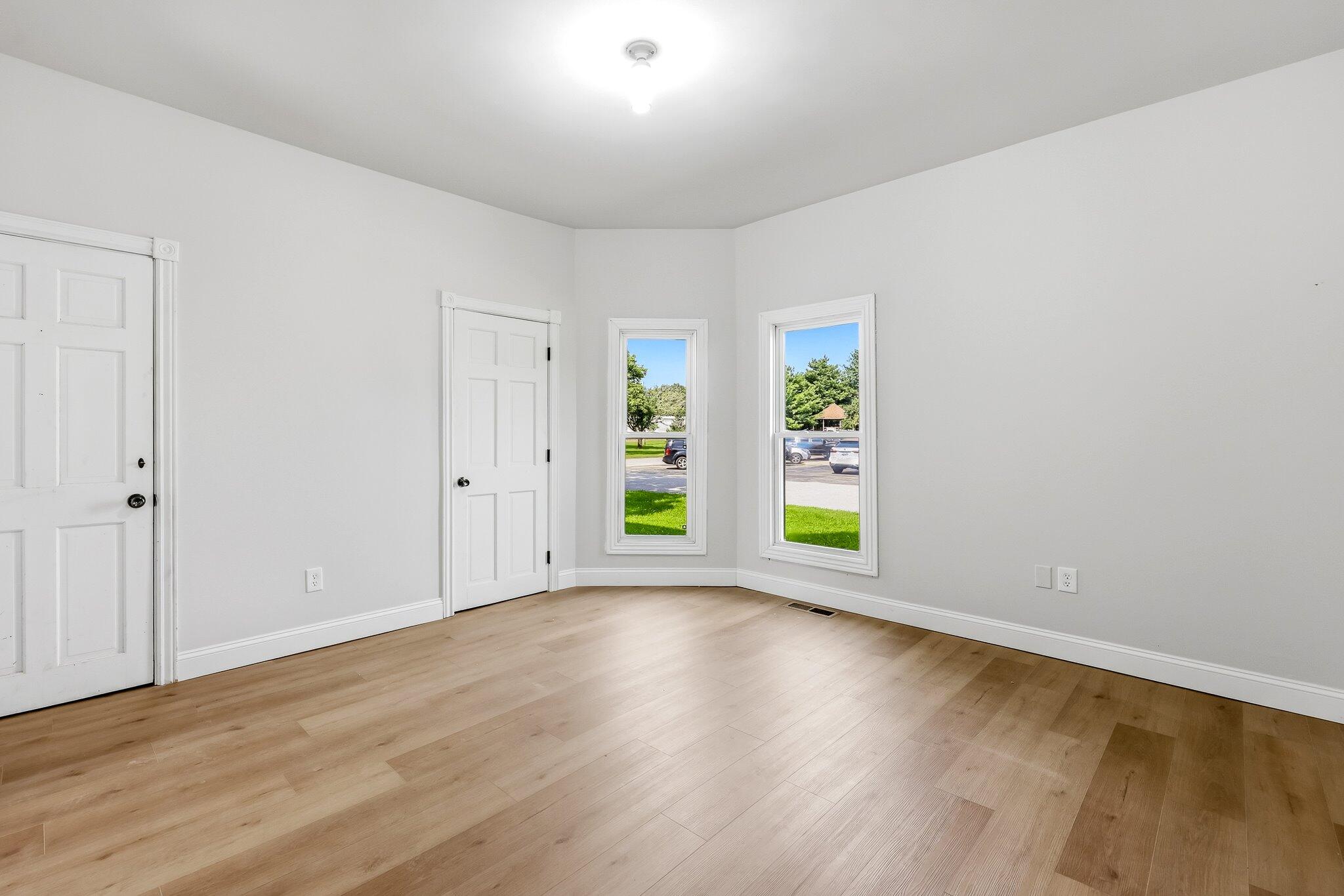 104 East Front Street Property Photo 11