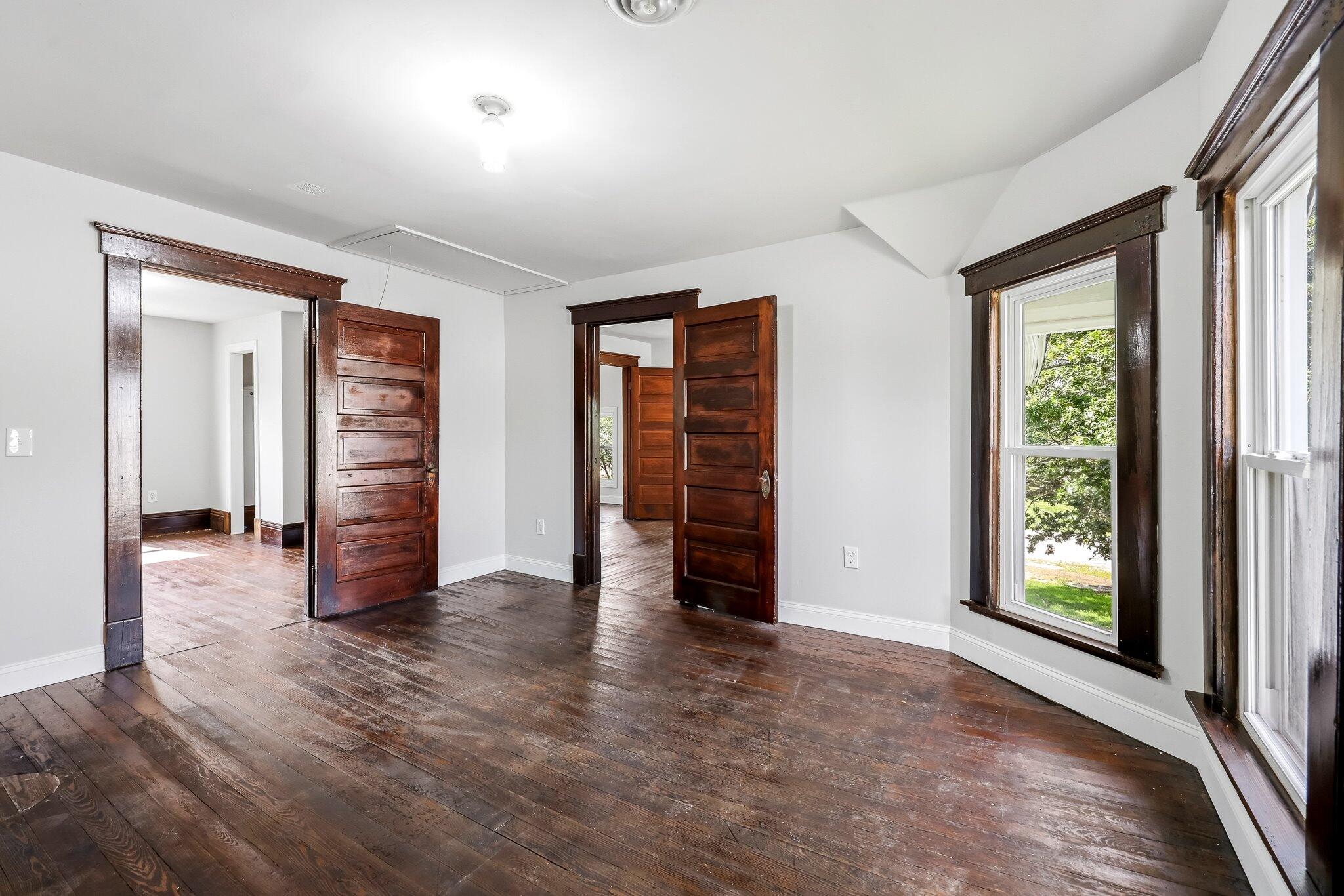 104 East Front Street Property Photo 19