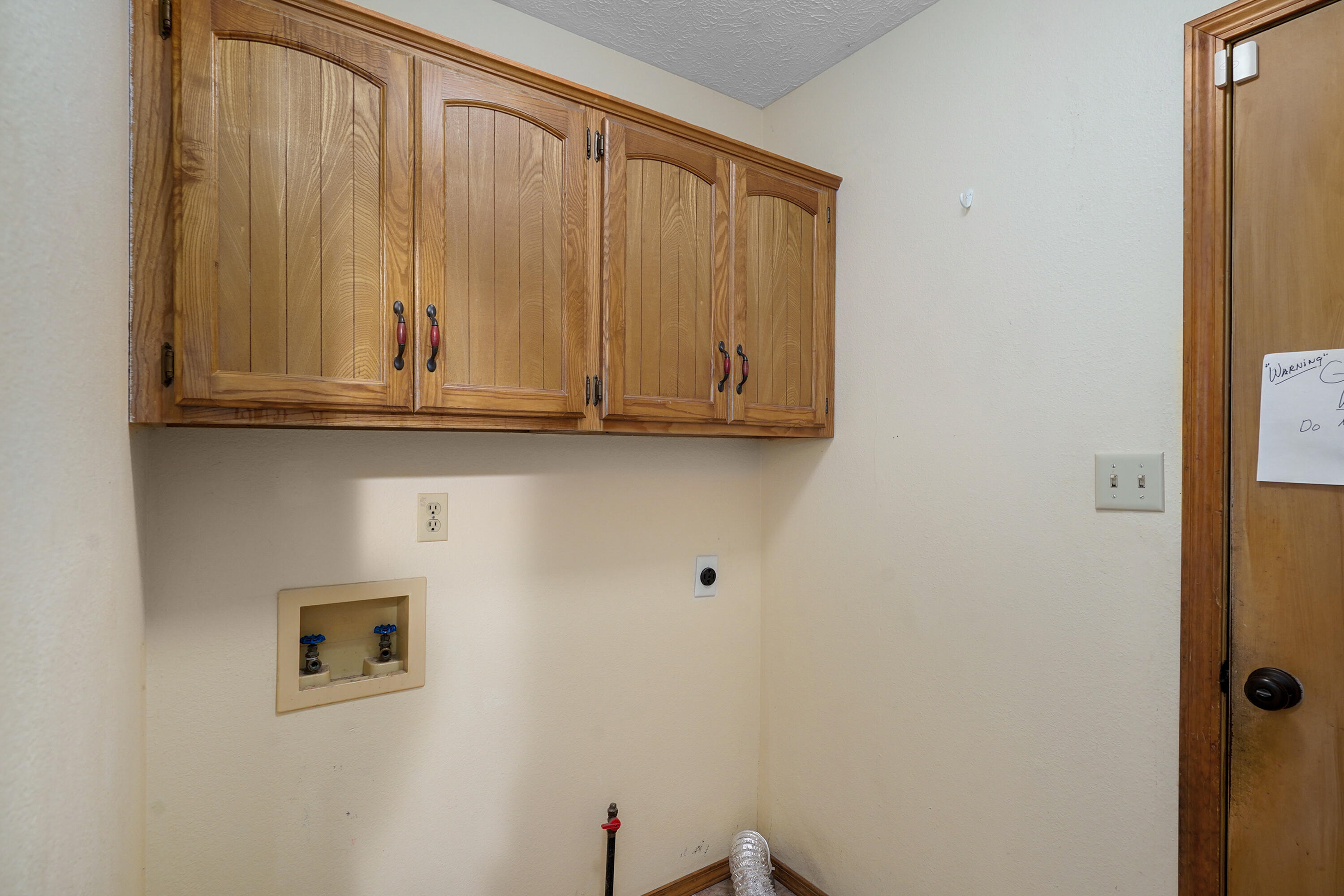 3484 South Meadowlark Avenue Property Photo 10