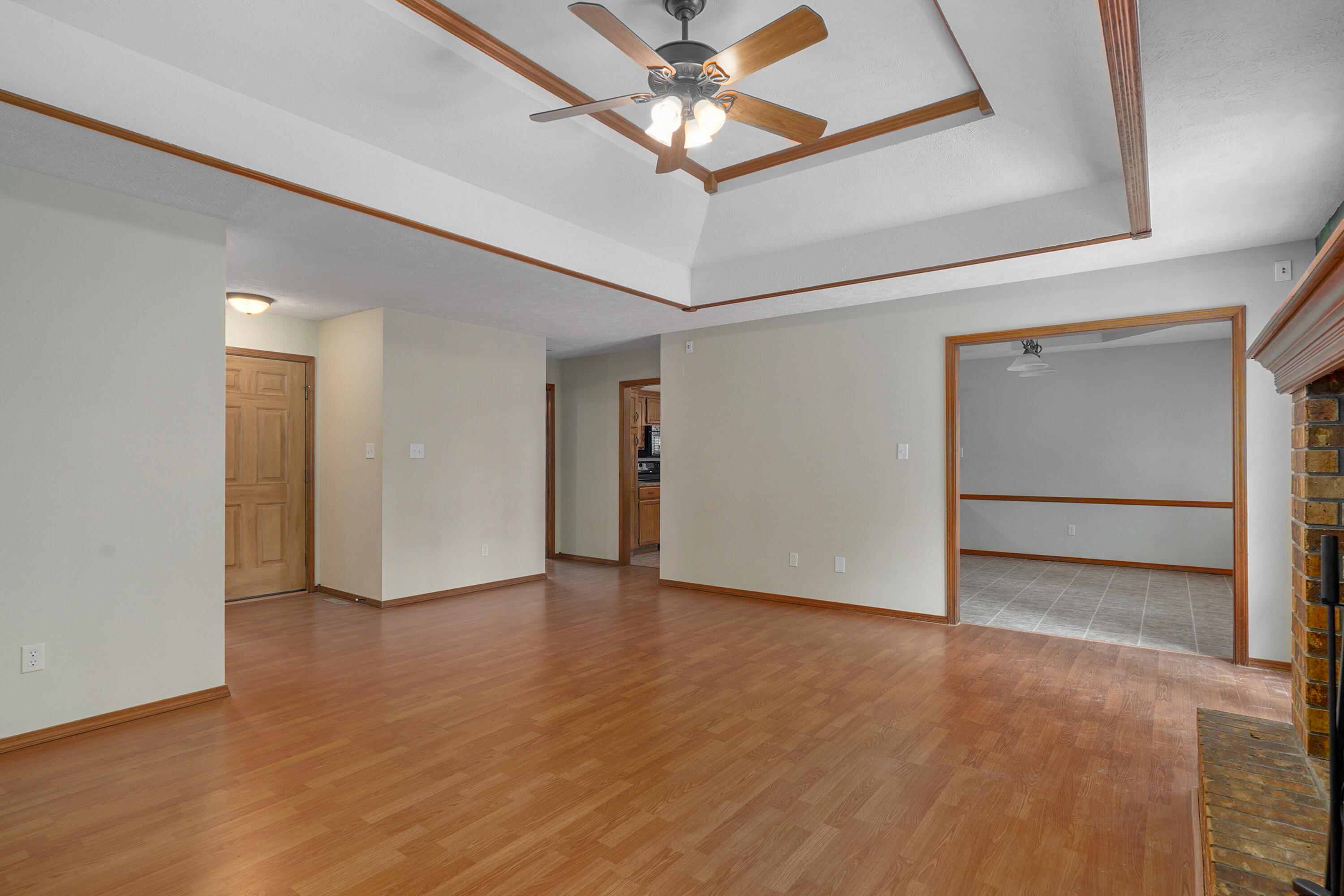 3484 South Meadowlark Avenue Property Photo 11