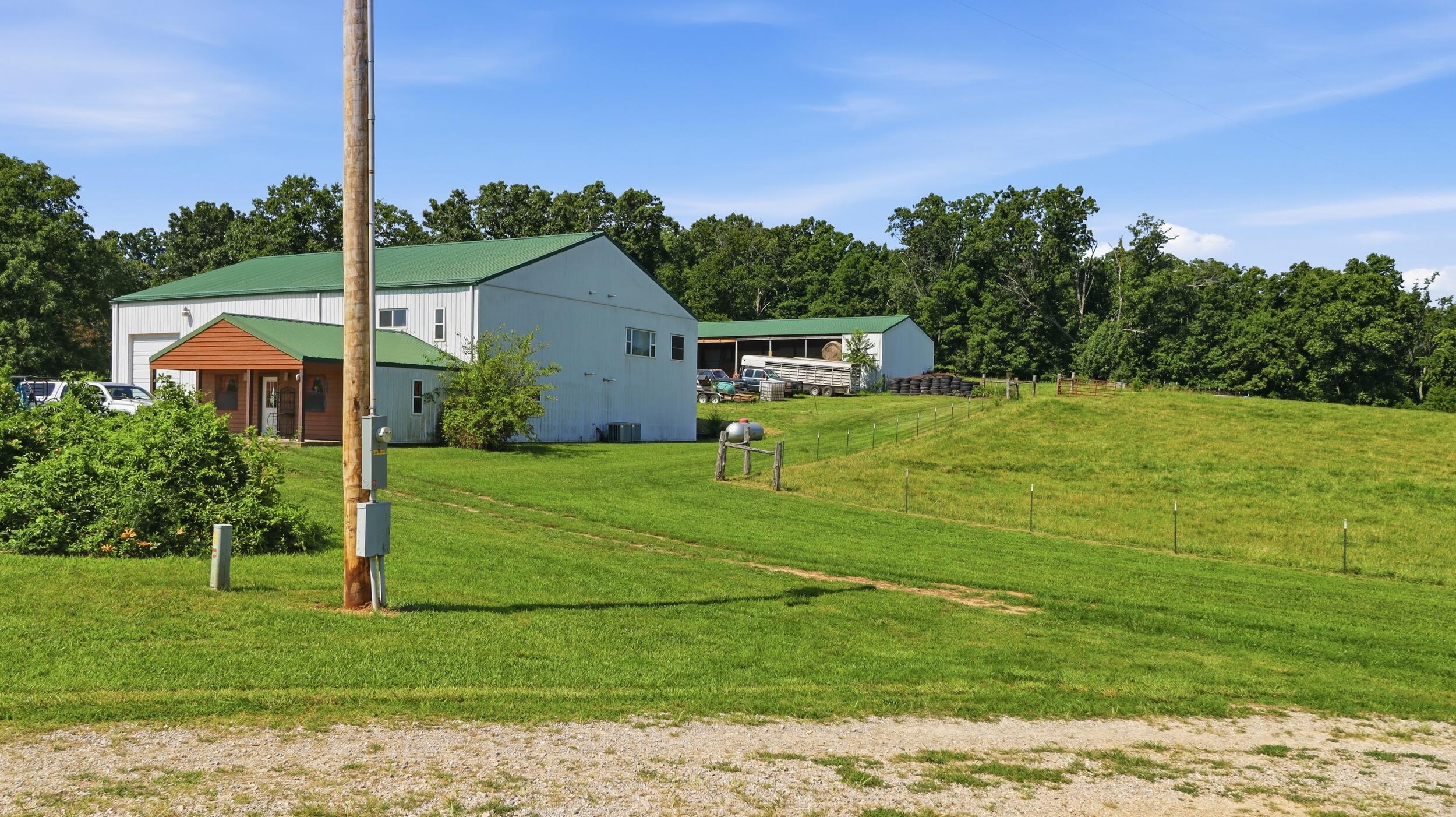 2575 County Road 4990 Property Photo 60