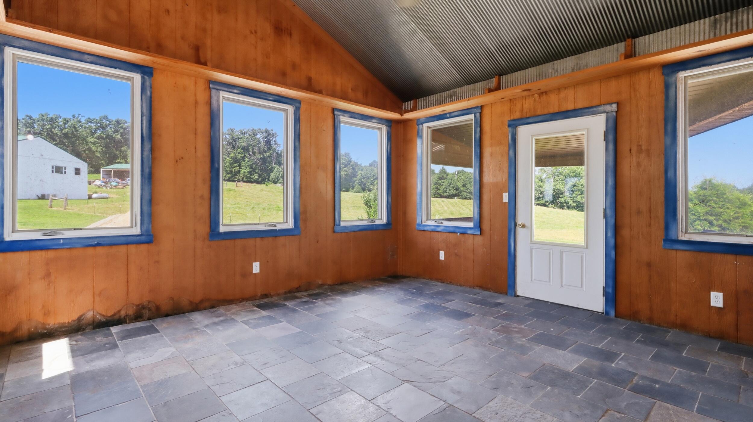 2575 County Road 4990 Property Photo 66