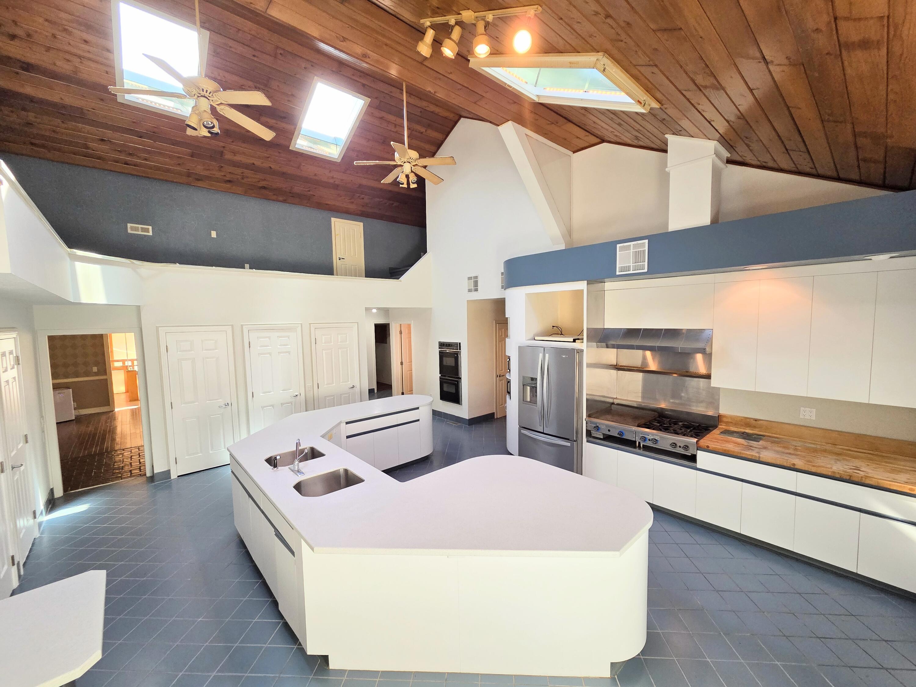 4660 South Wilsons Creek Boulevard Property Photo 71