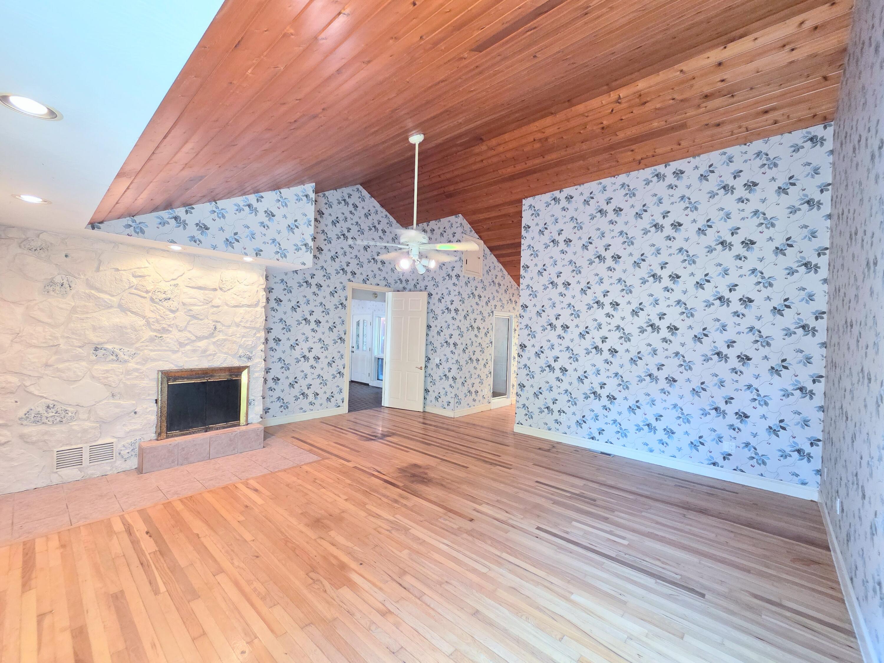 4660 South Wilsons Creek Boulevard Property Photo 111