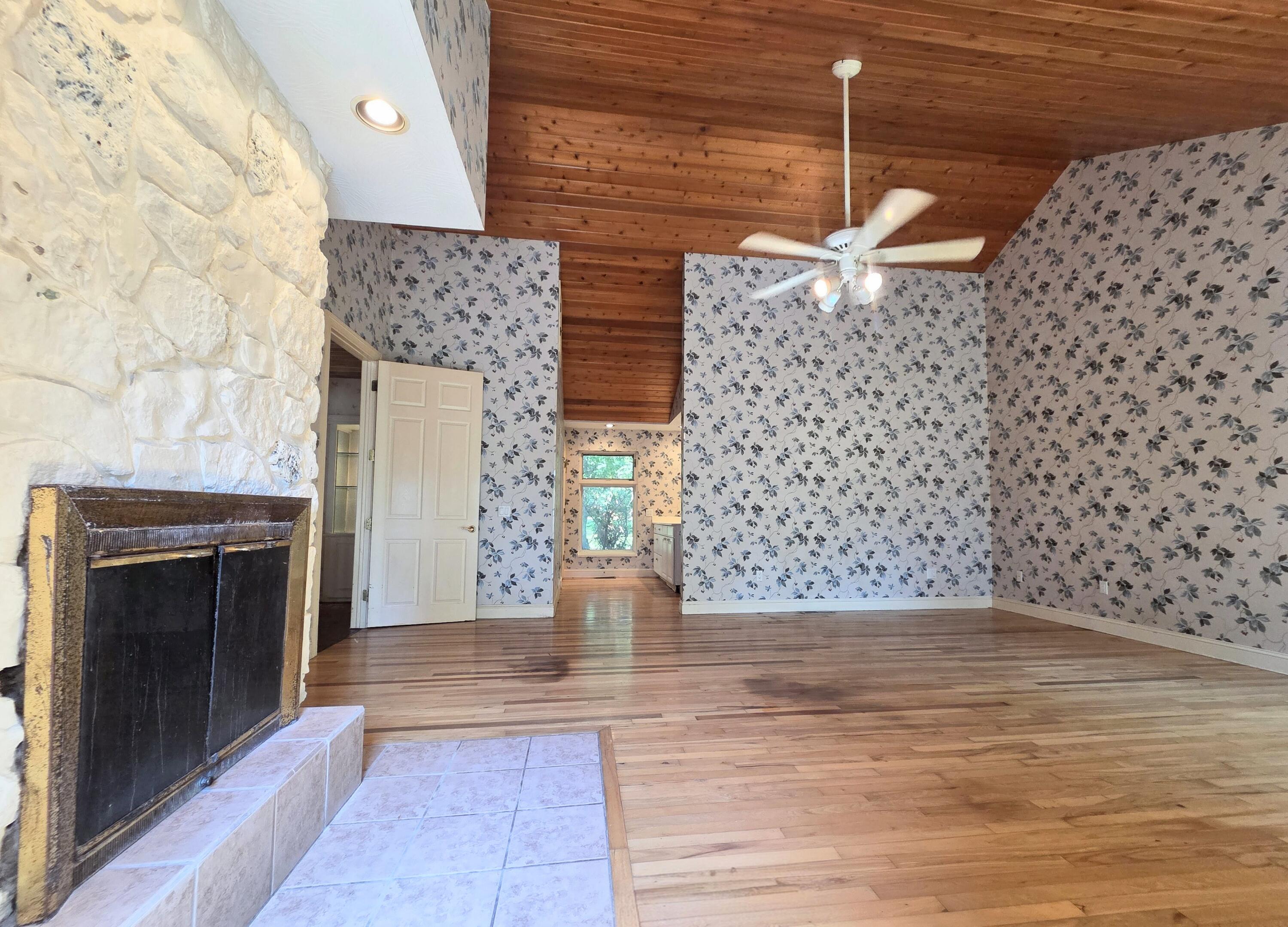 4660 South Wilsons Creek Boulevard Property Photo 113