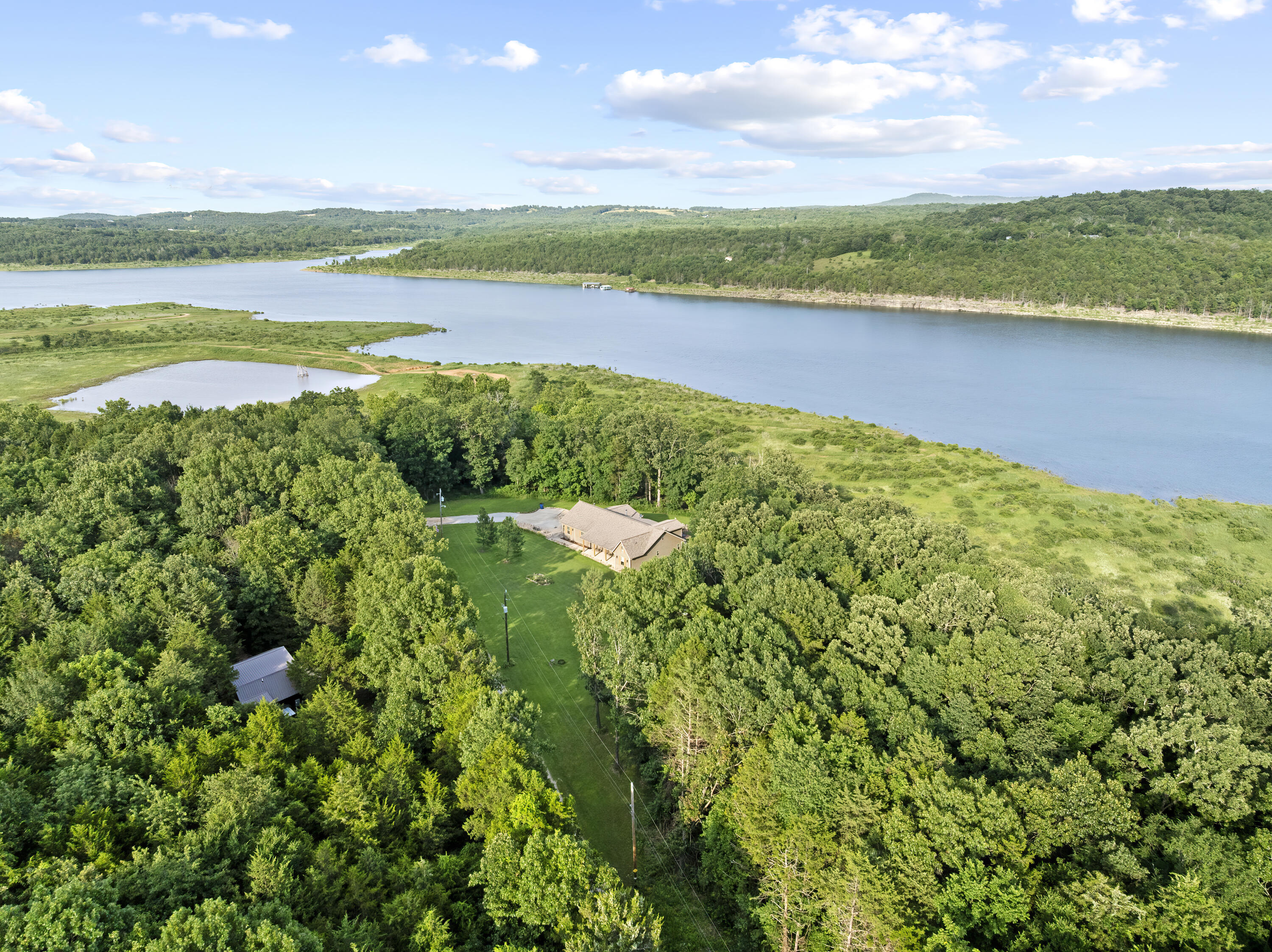7658 Trout Pond Road Property Photo 4