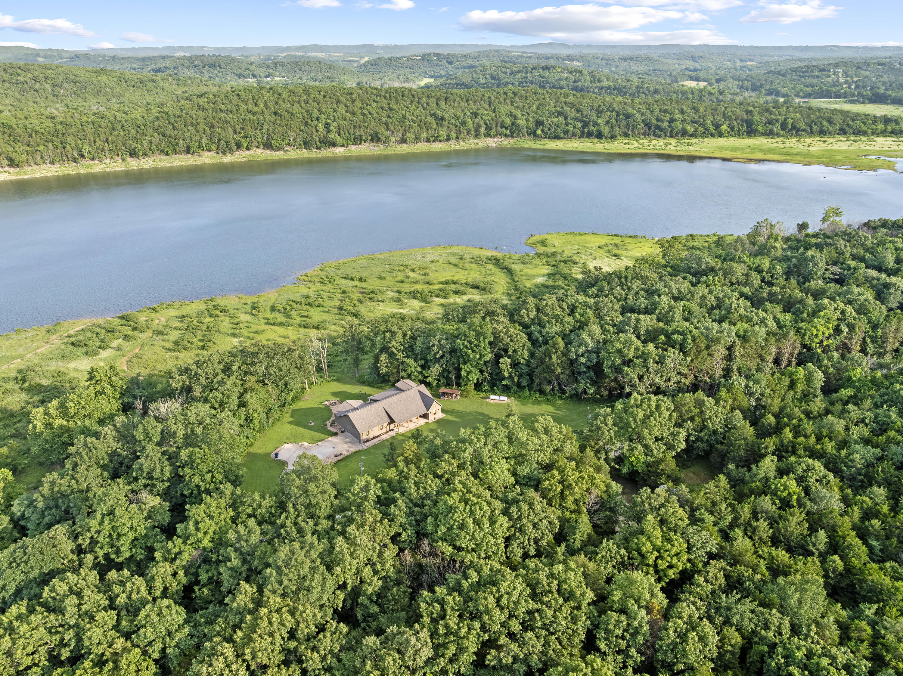 7658 Trout Pond Road Property Photo 6