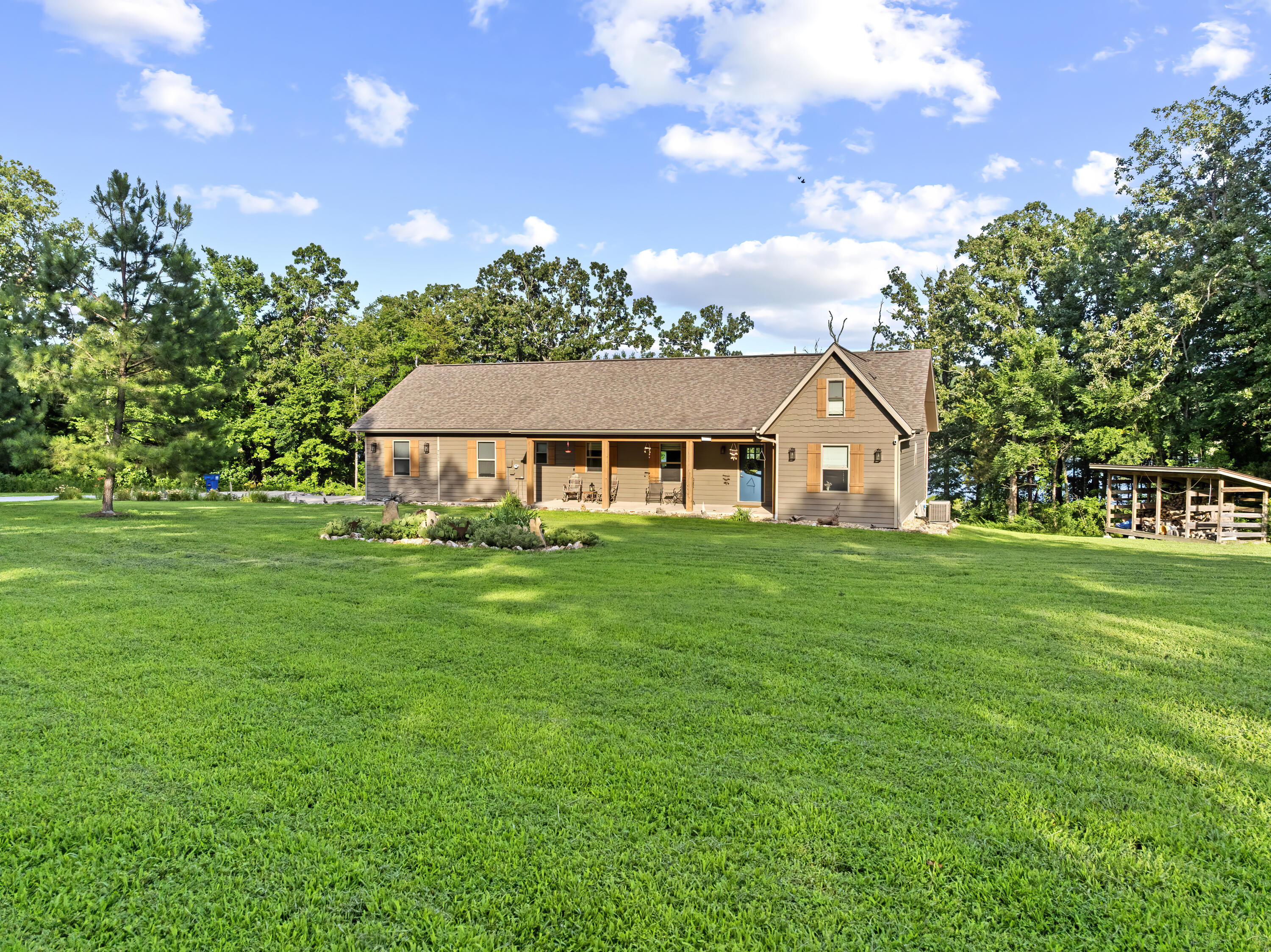 7658 Trout Pond Road Property Photo 14
