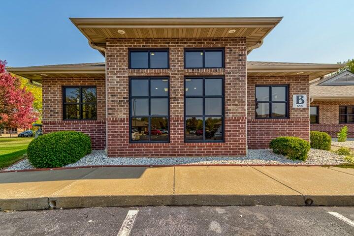 636 West Republic Road B100 Property Photo 1