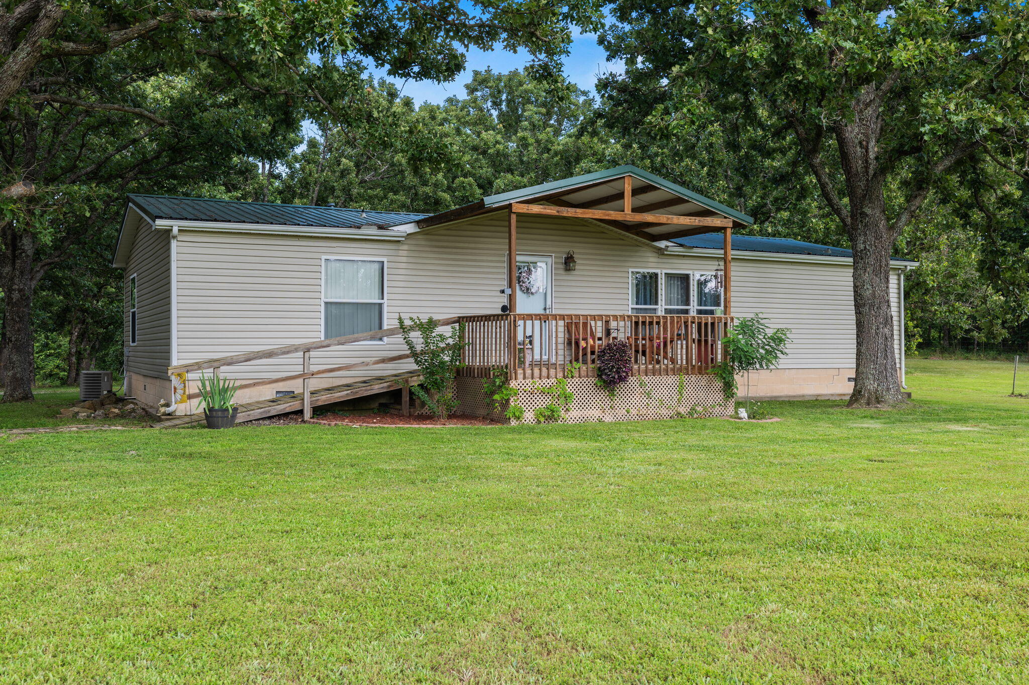 192/194 Cheyenne Road Property Photo 3