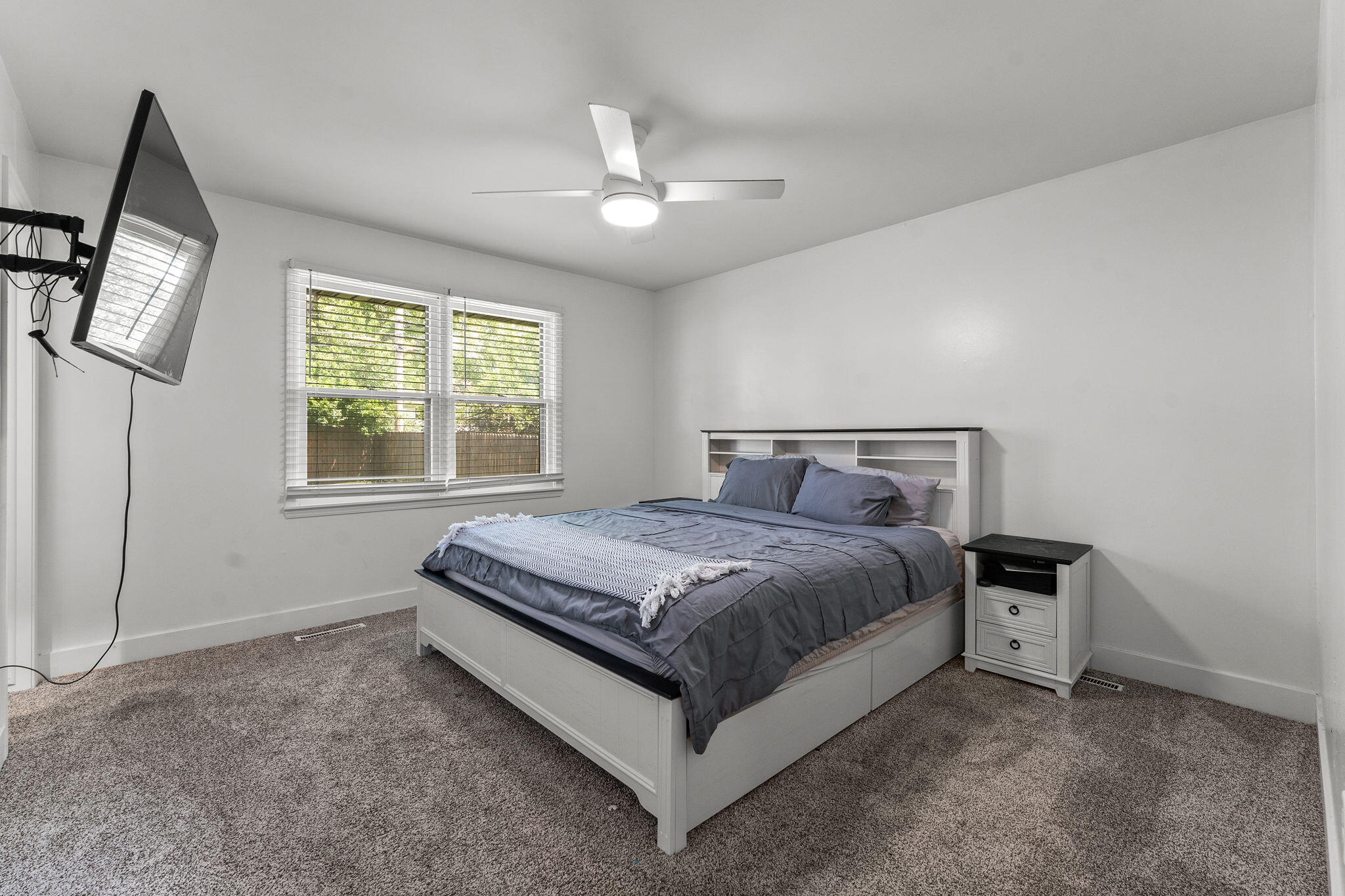 1209 West Berkeley Street Property Photo 15