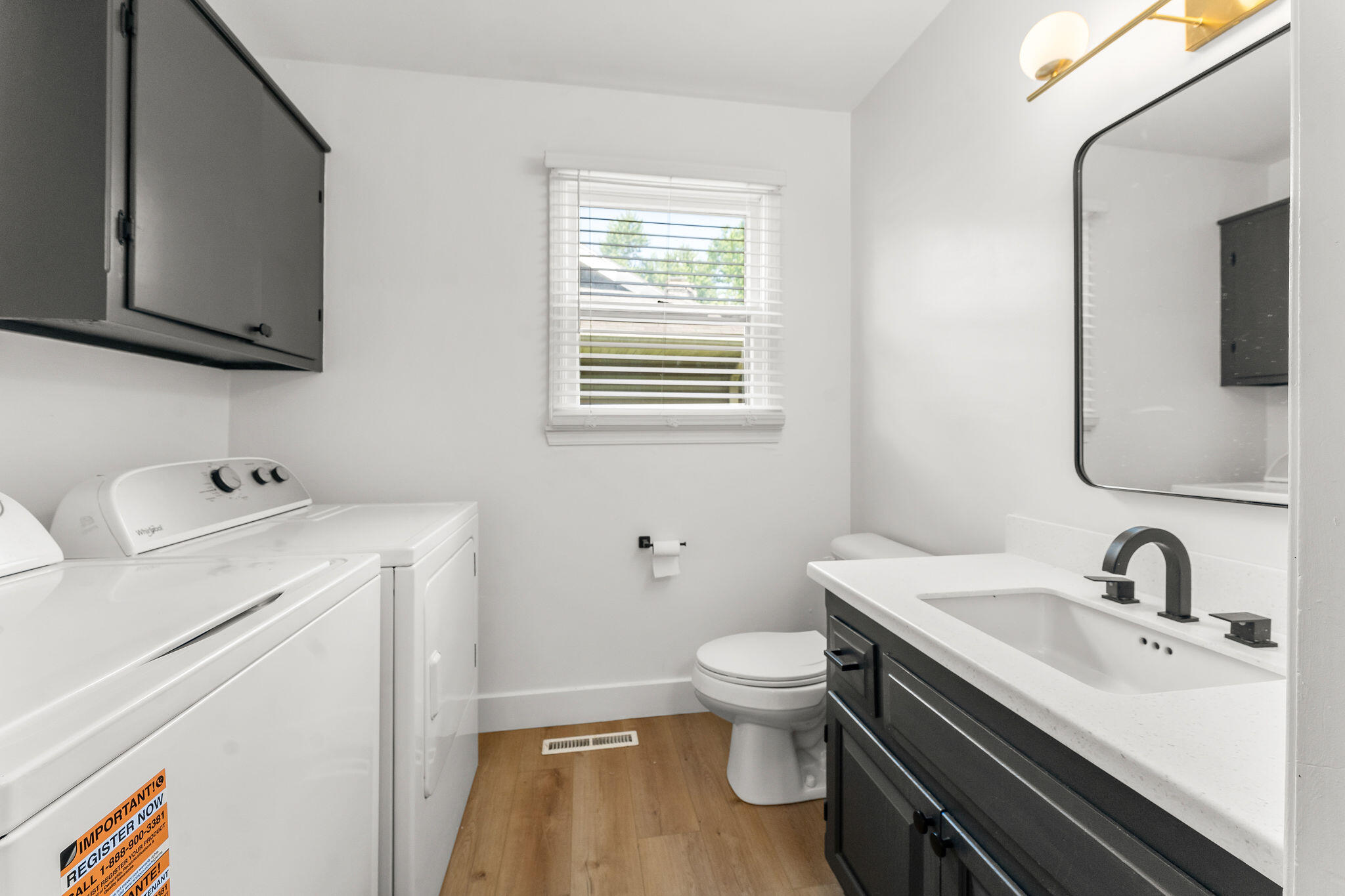 1209 West Berkeley Street Property Photo 23