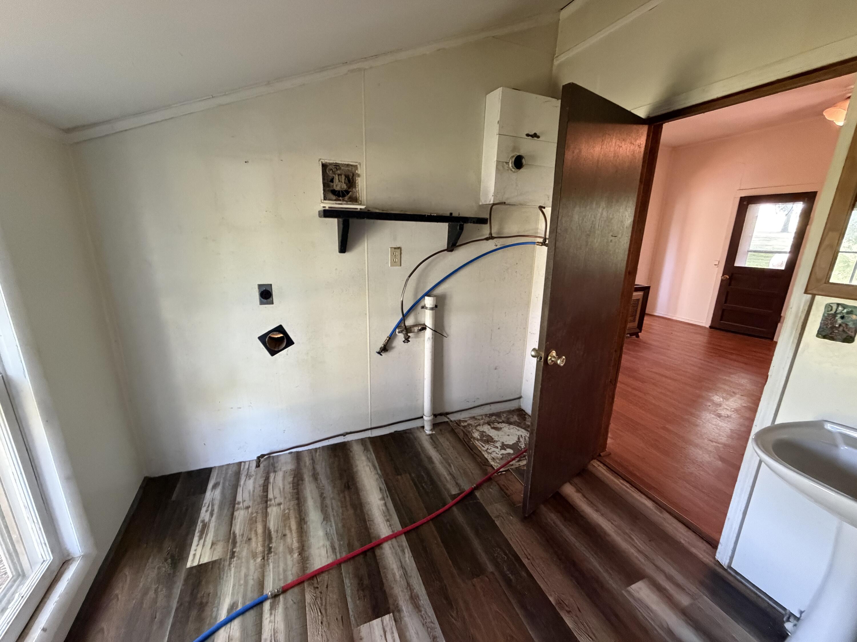 5401 Dandelion Road Property Photo 9