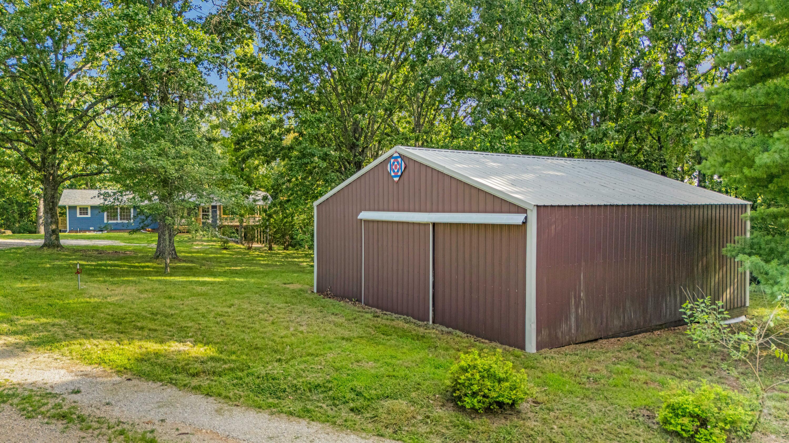 486 County Road 1280 Property Photo 48