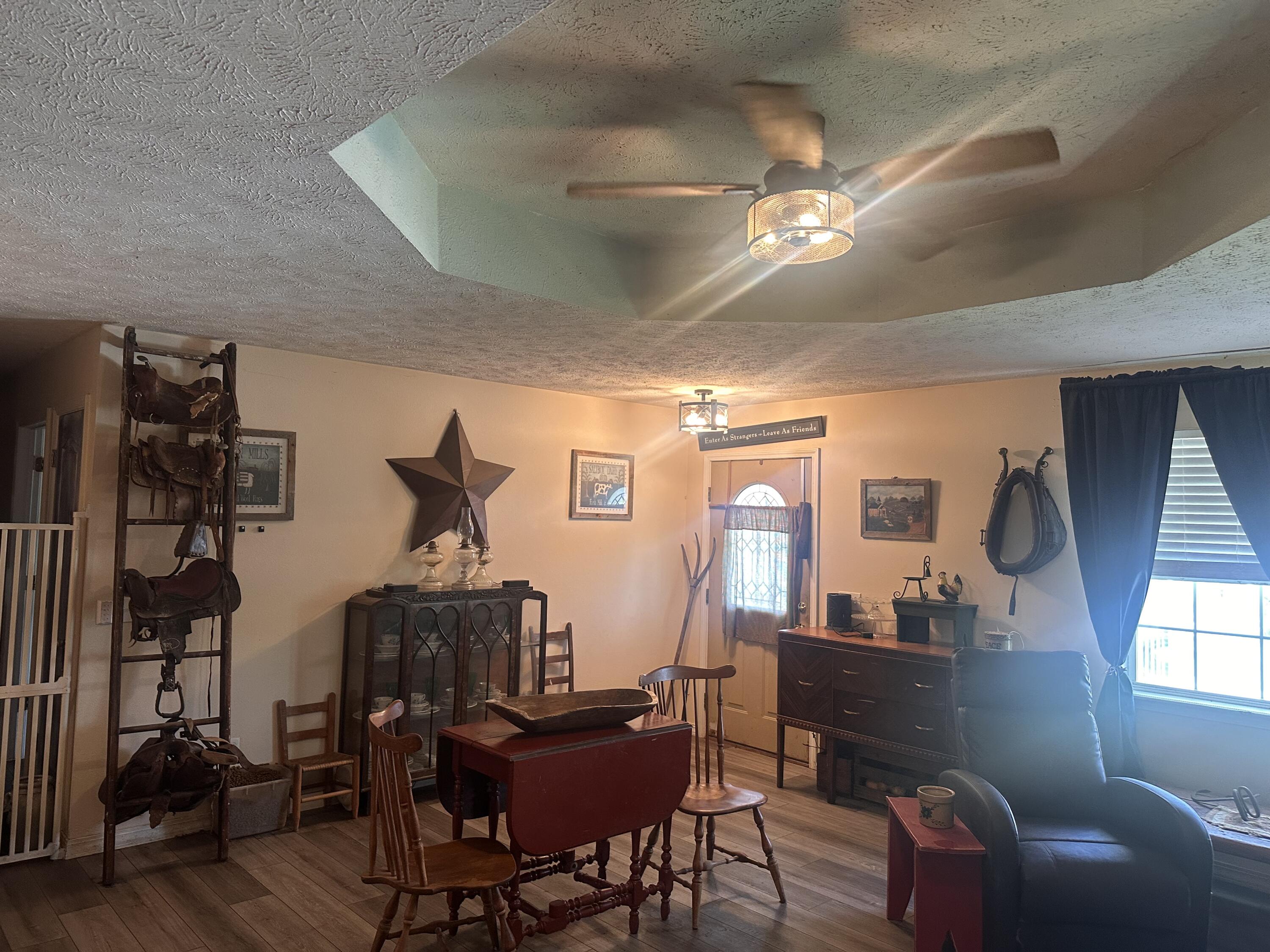 604 Paradise Heights Drive Property Photo 21
