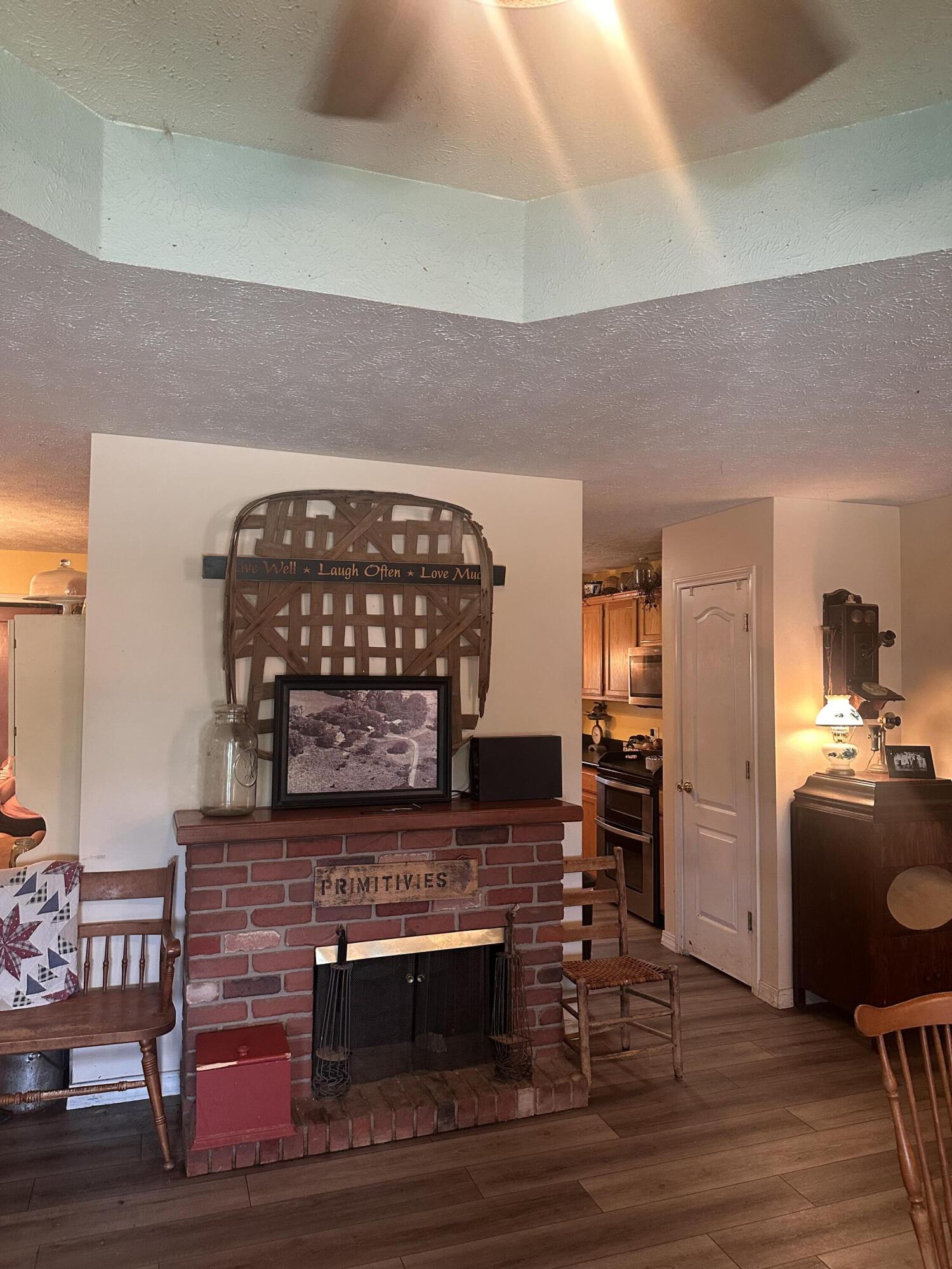 604 Paradise Heights Drive Property Photo 22