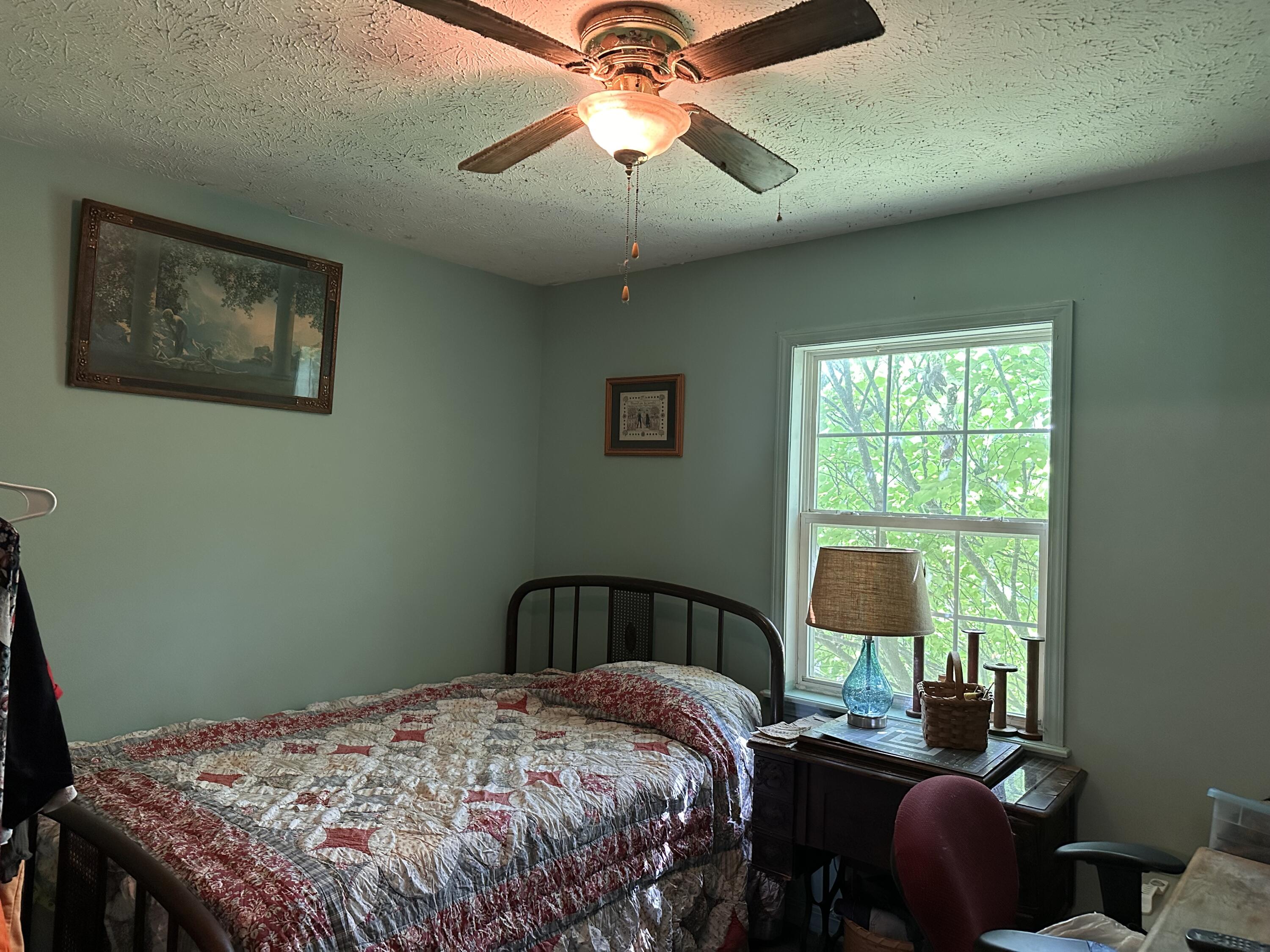 604 Paradise Heights Drive Property Photo 37