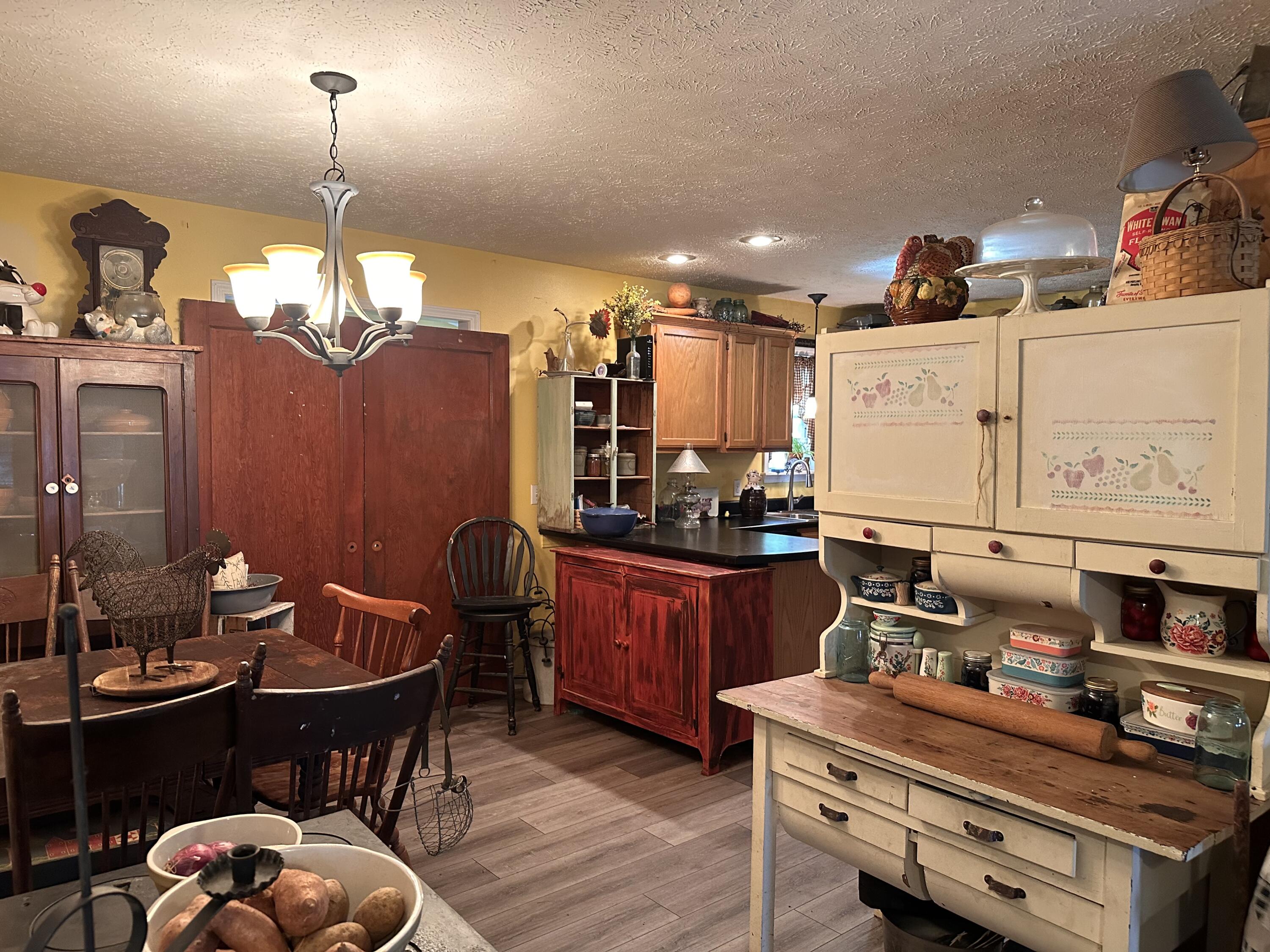 604 Paradise Heights Drive Property Photo 41