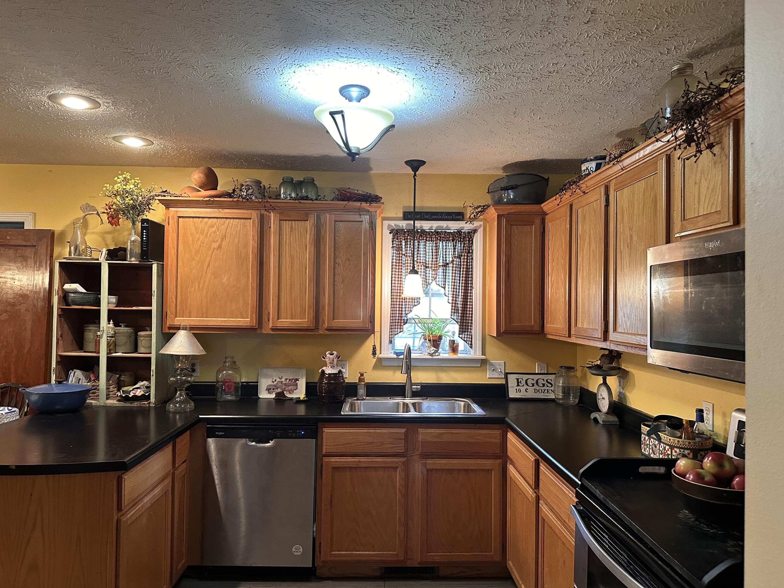 604 Paradise Heights Drive Property Photo 44