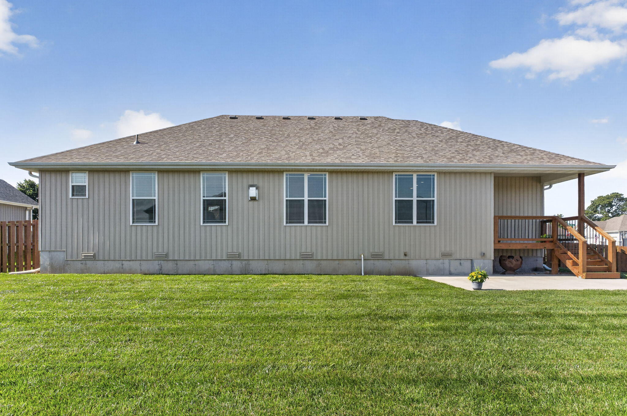 1665 East Pea Ridge Drive Property Photo 25