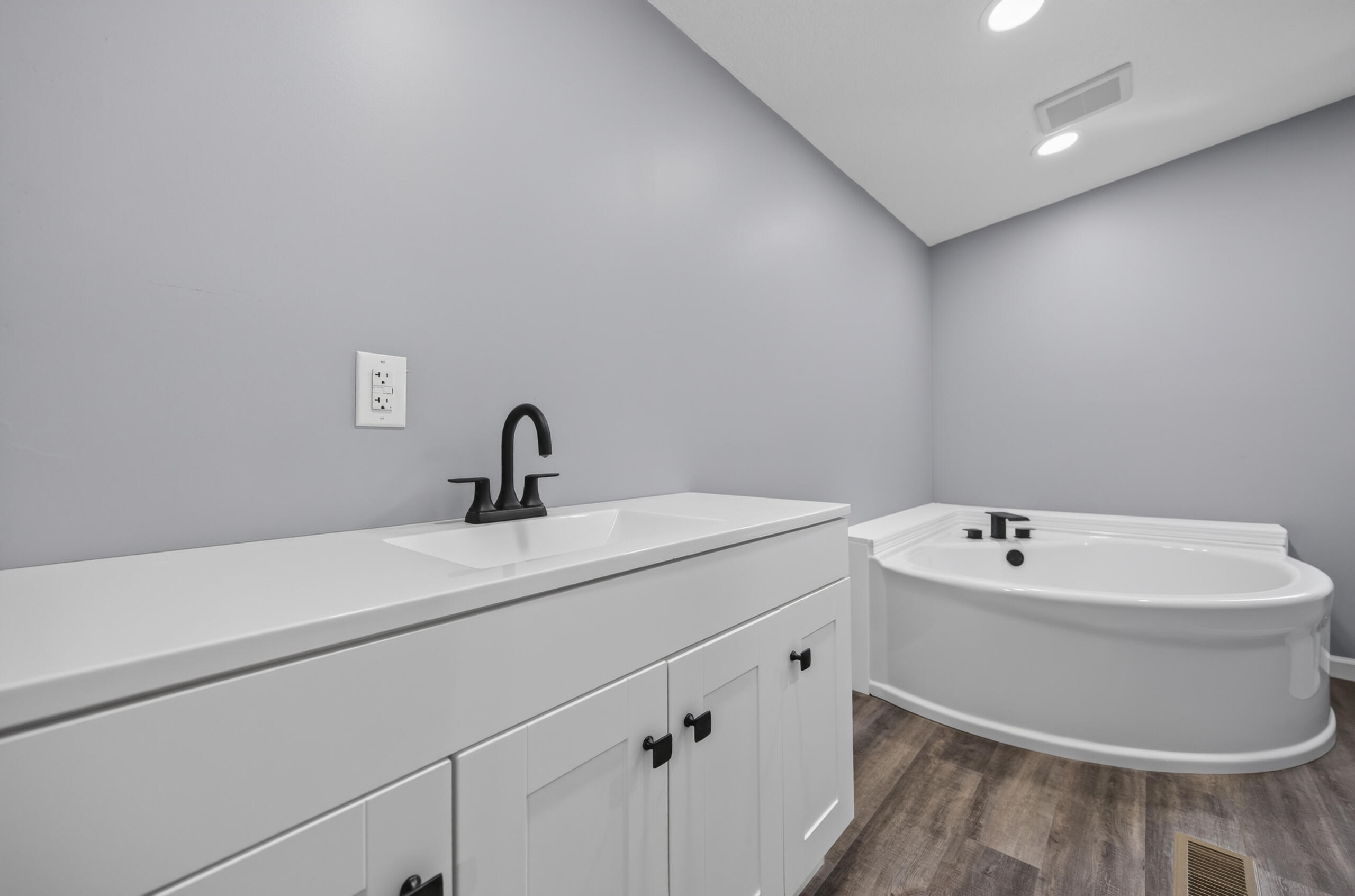 25205 Ranch Drive Property Photo 14