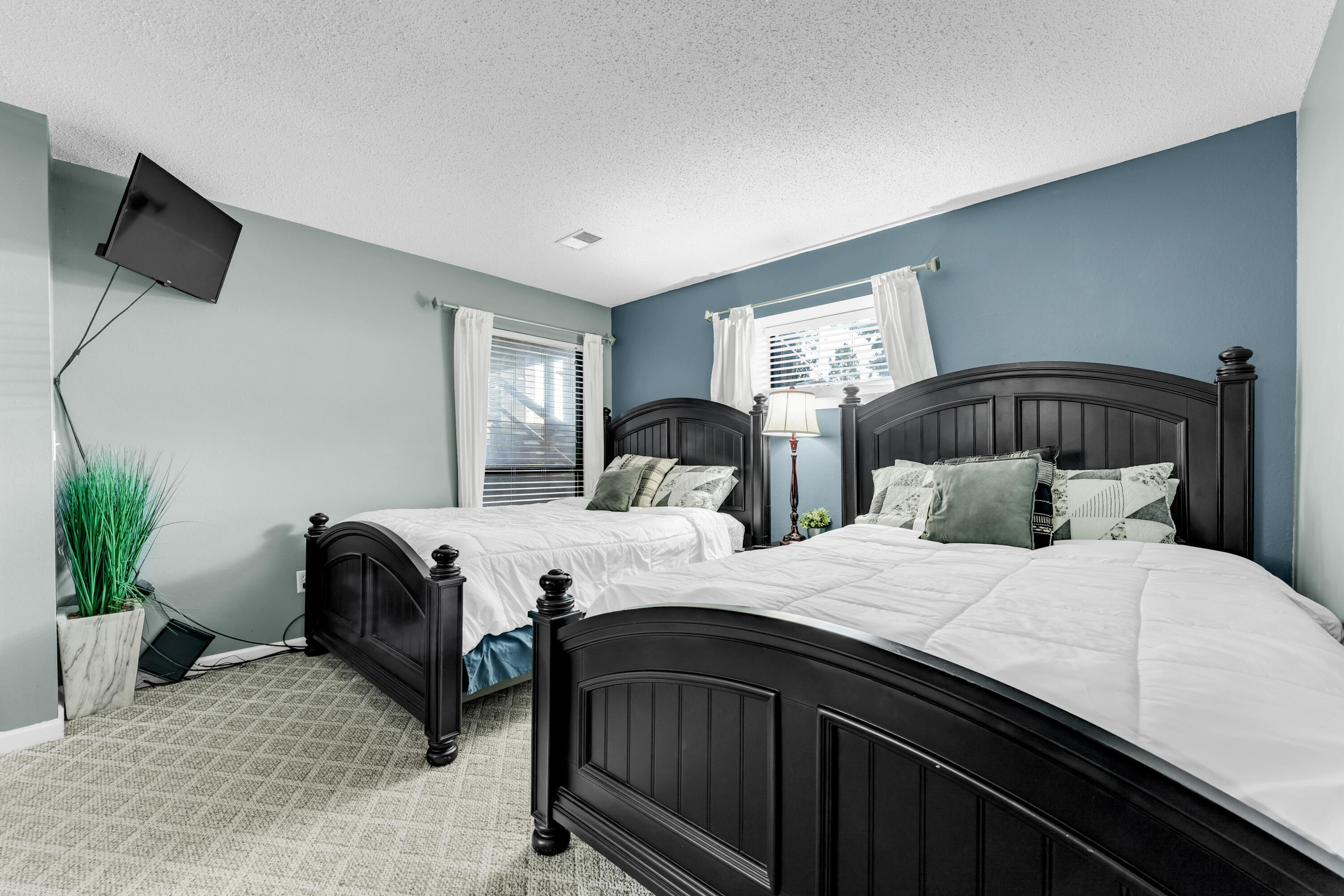 142 Grandview Drive 3 Property Photo 32