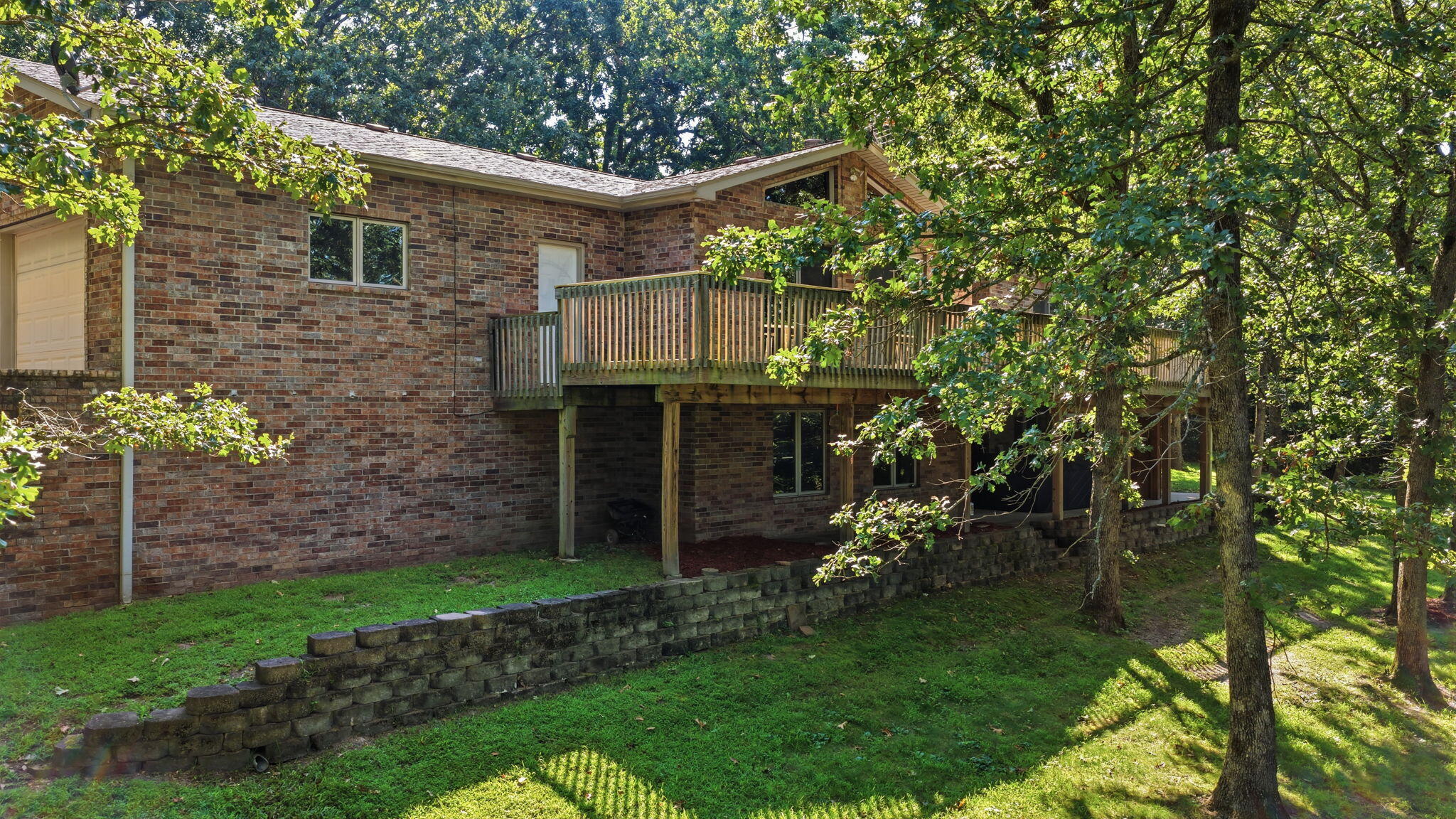4327 South 165th Road Property Photo 5