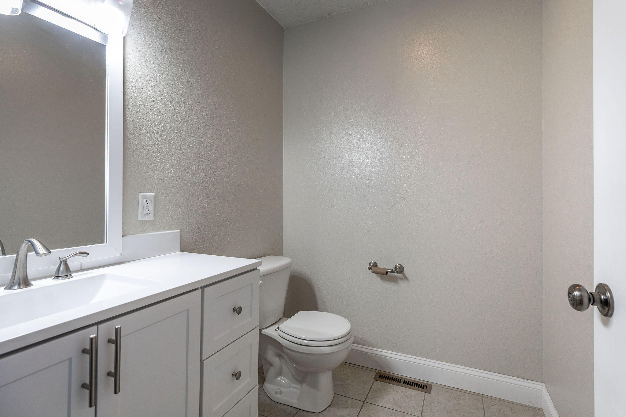 35 Hilltop Lane Property Photo 14