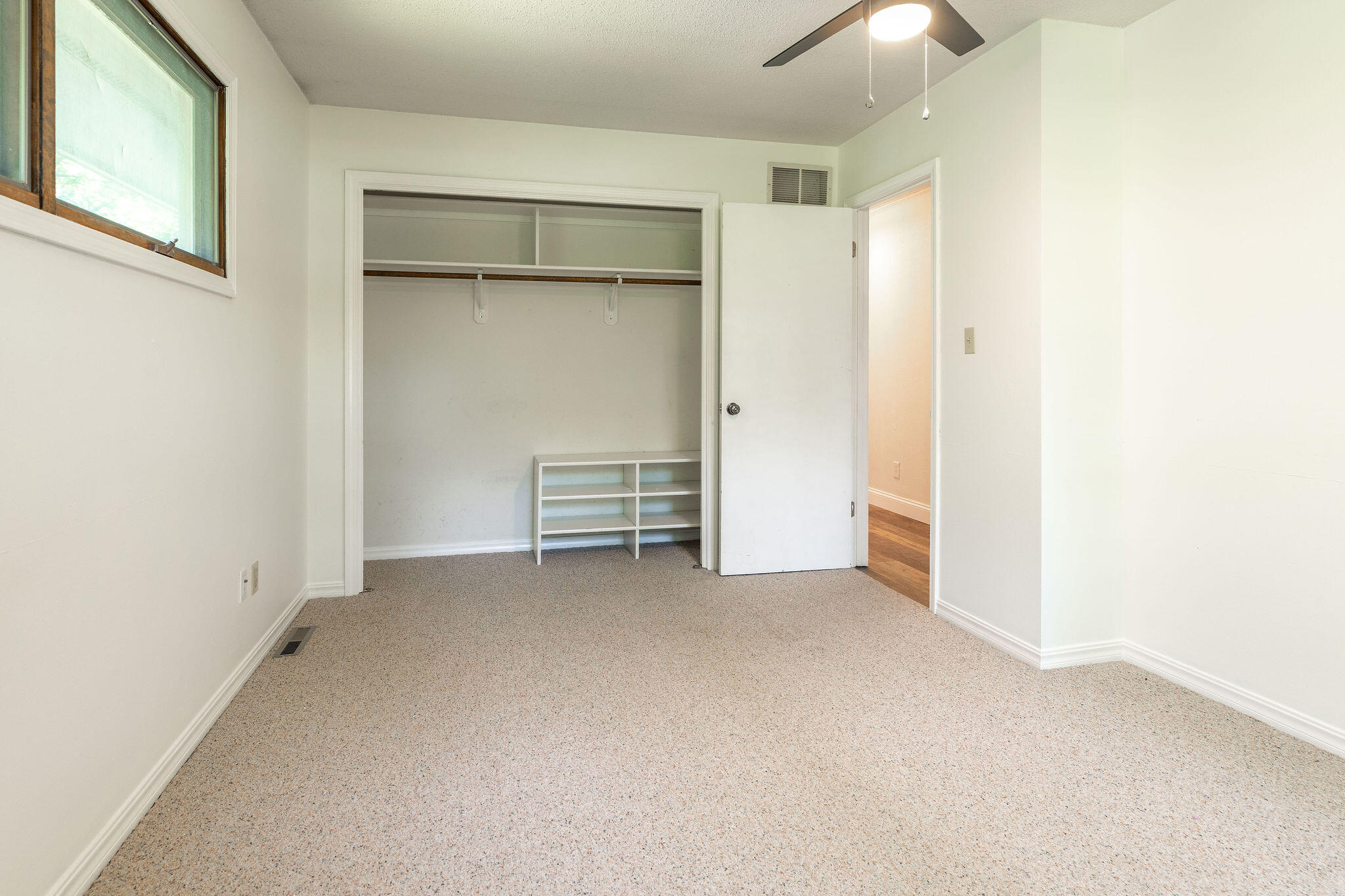 35 Hilltop Lane Property Photo 16