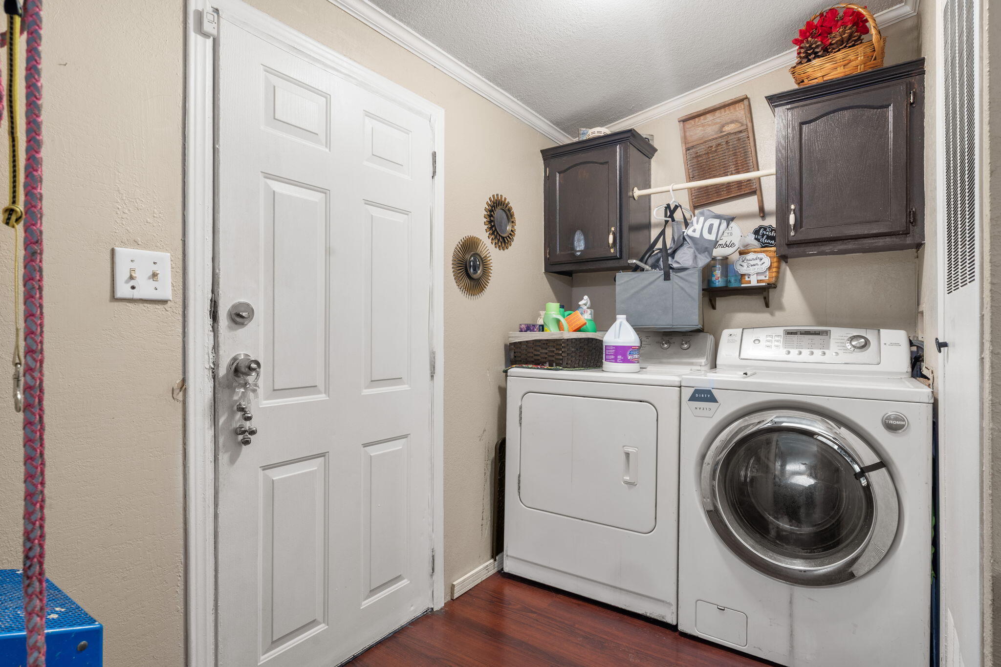 64 Grand Imperial Drive Property Photo 19