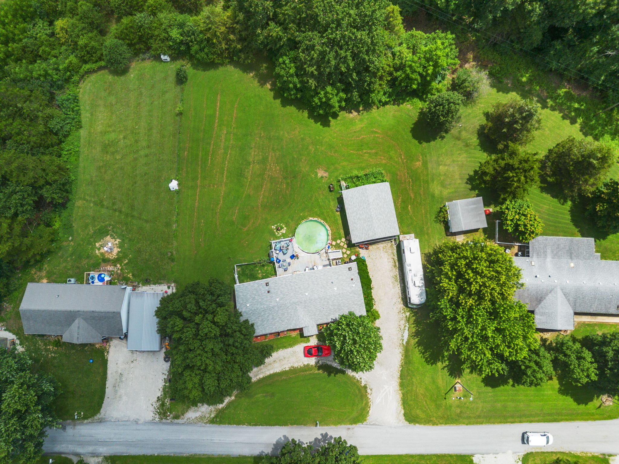 64 Grand Imperial Drive Property Photo 40
