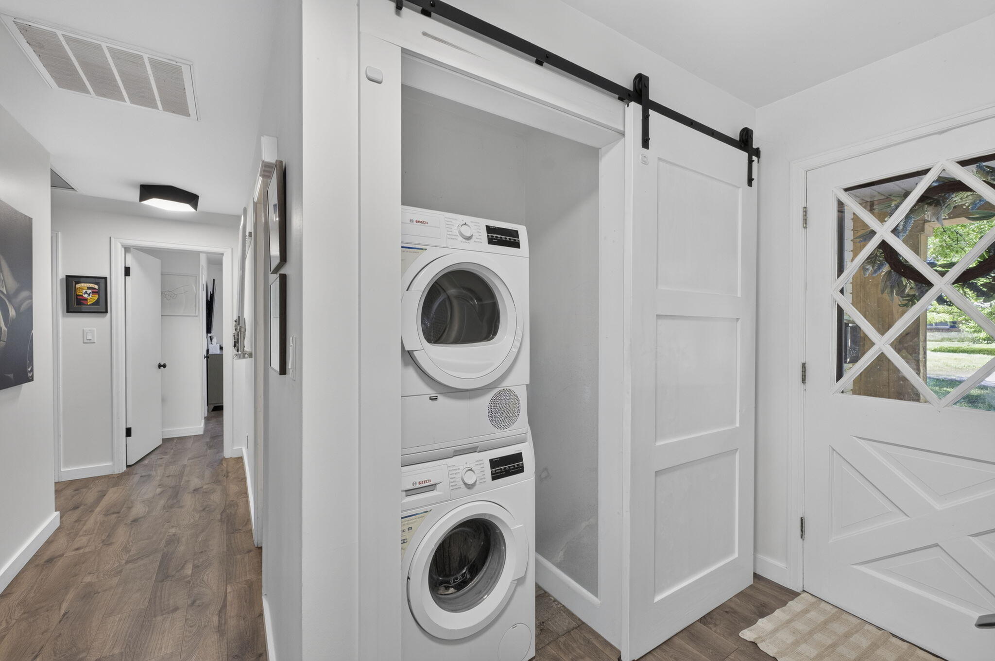 2406 East Broadmoor Street Property Photo 21