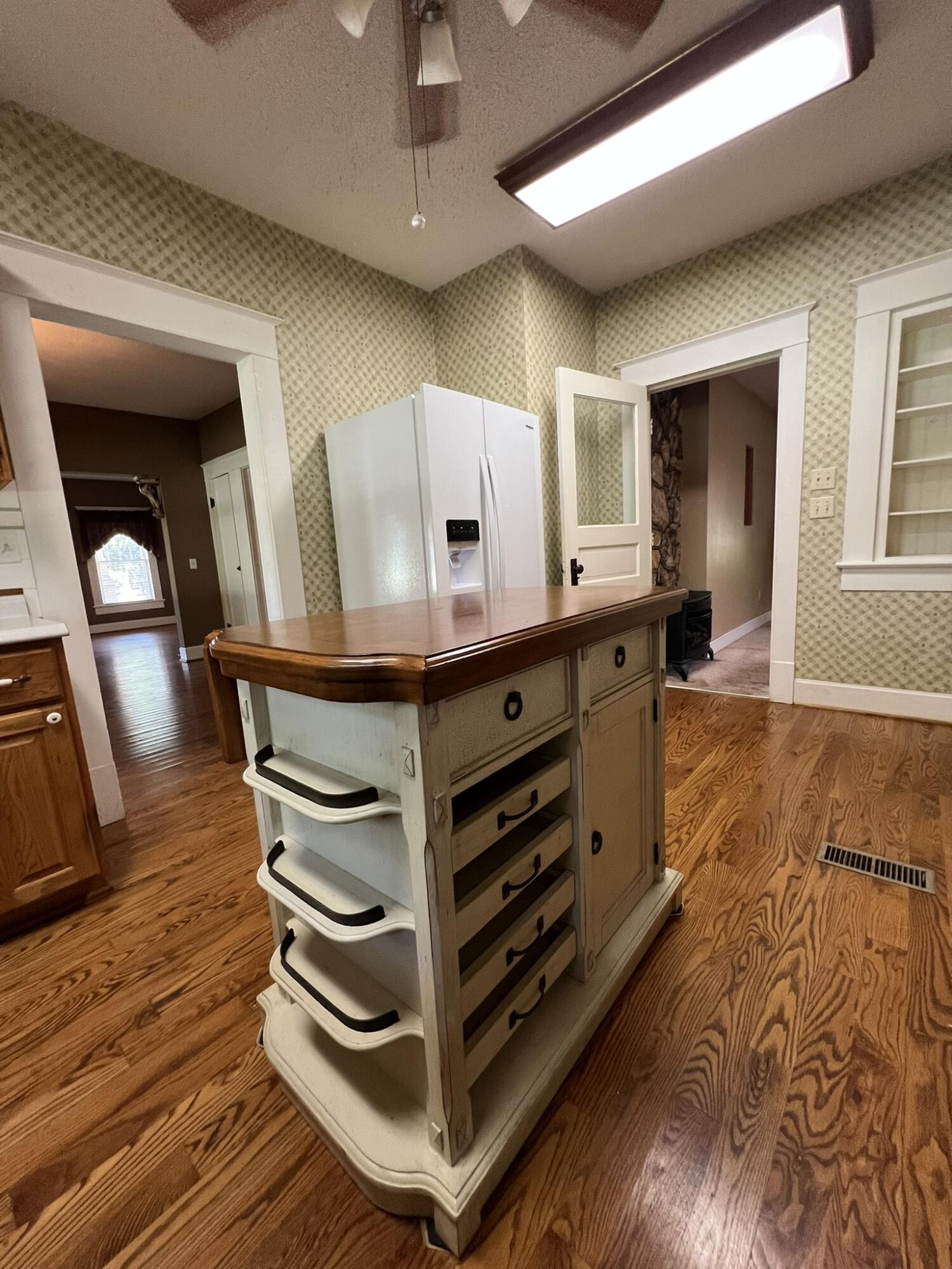 221 Monroe Street Property Photo 29