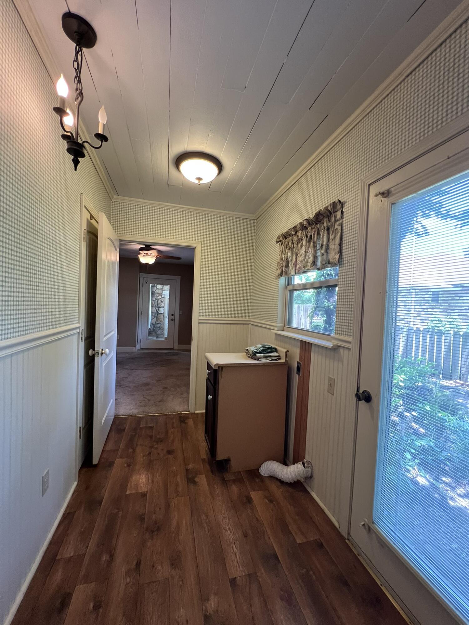 221 Monroe Street Property Photo 40