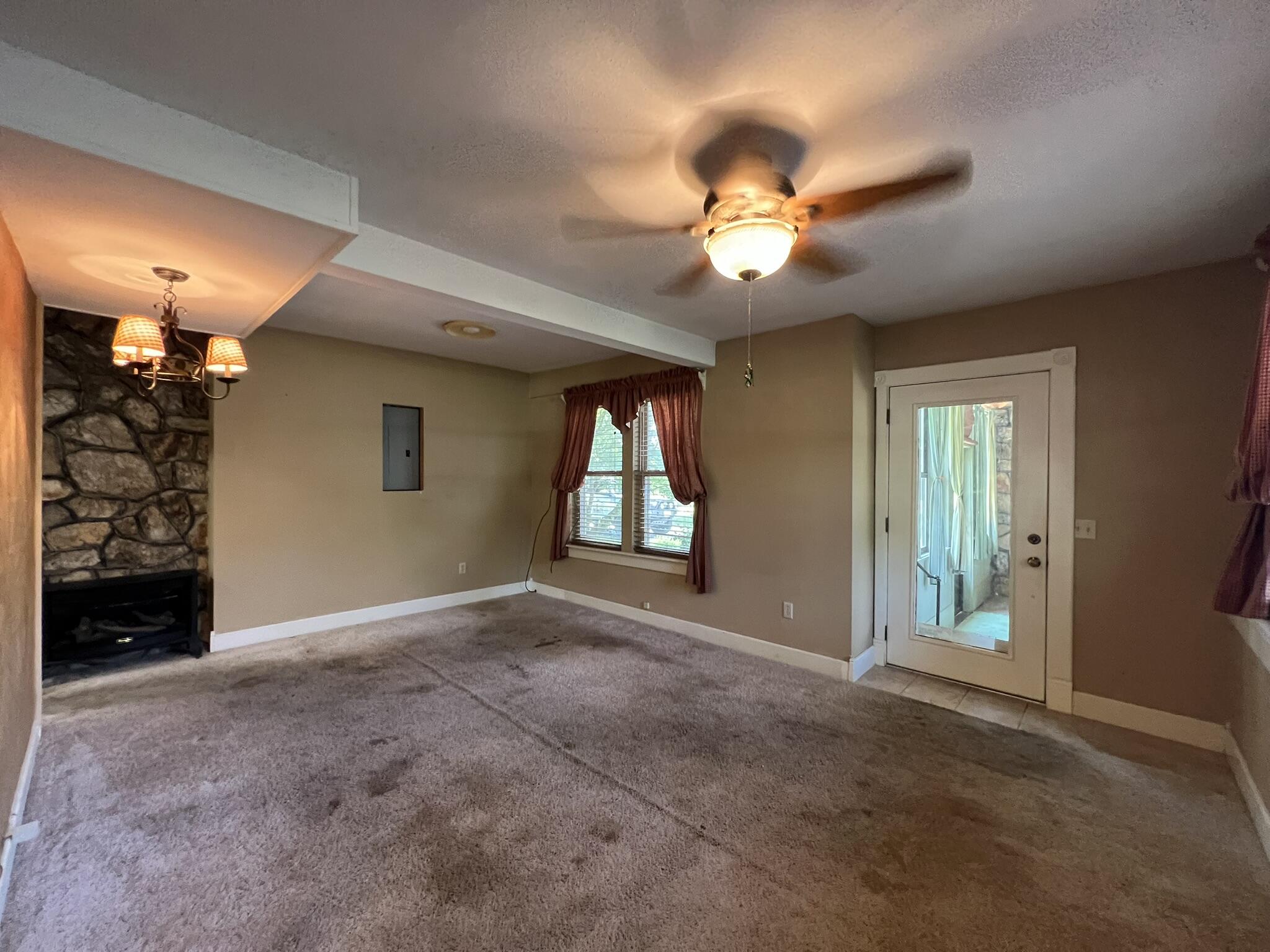 221 Monroe Street Property Photo 41