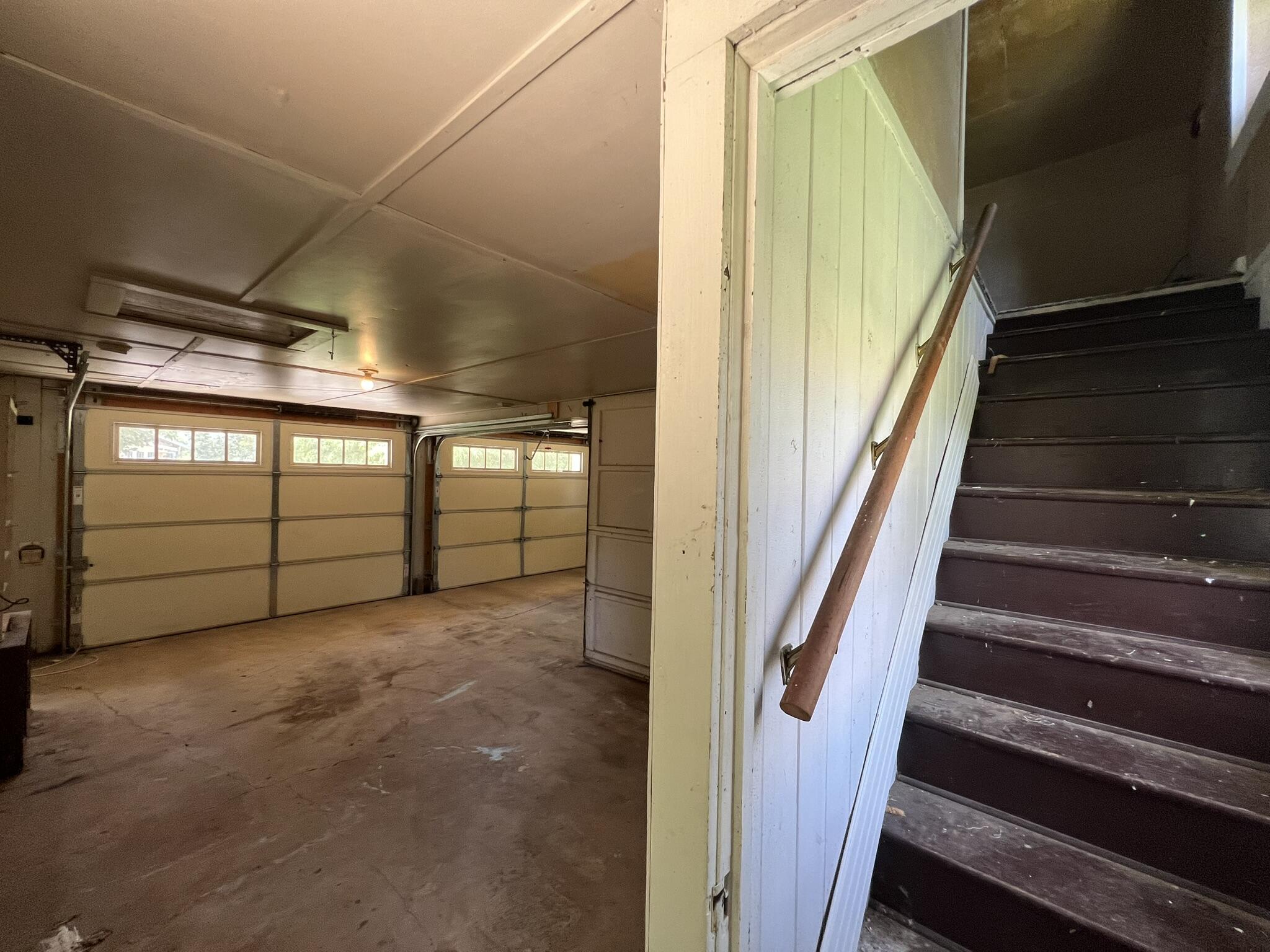 221 Monroe Street Property Photo 45