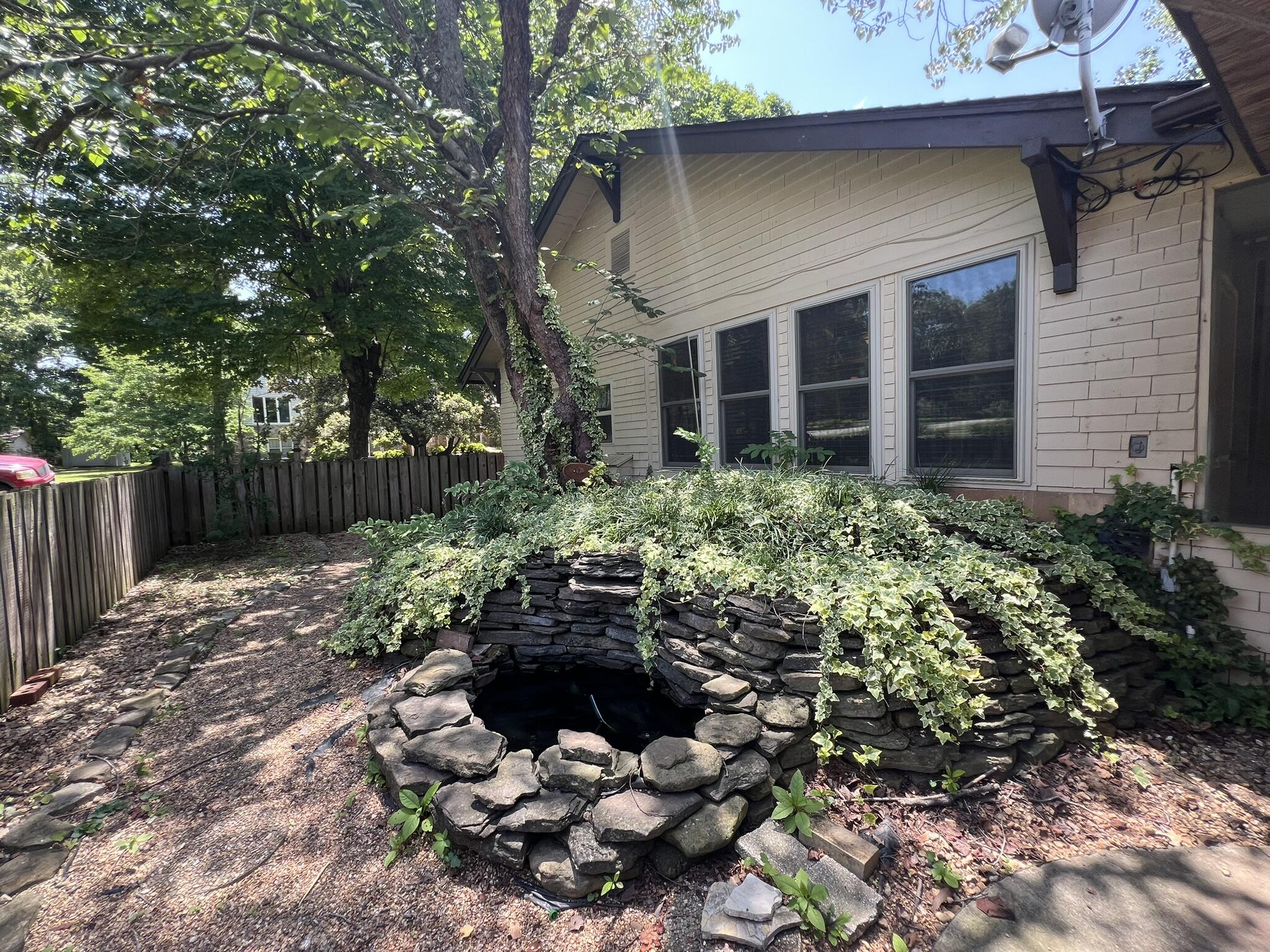 221 Monroe Street Property Photo 48