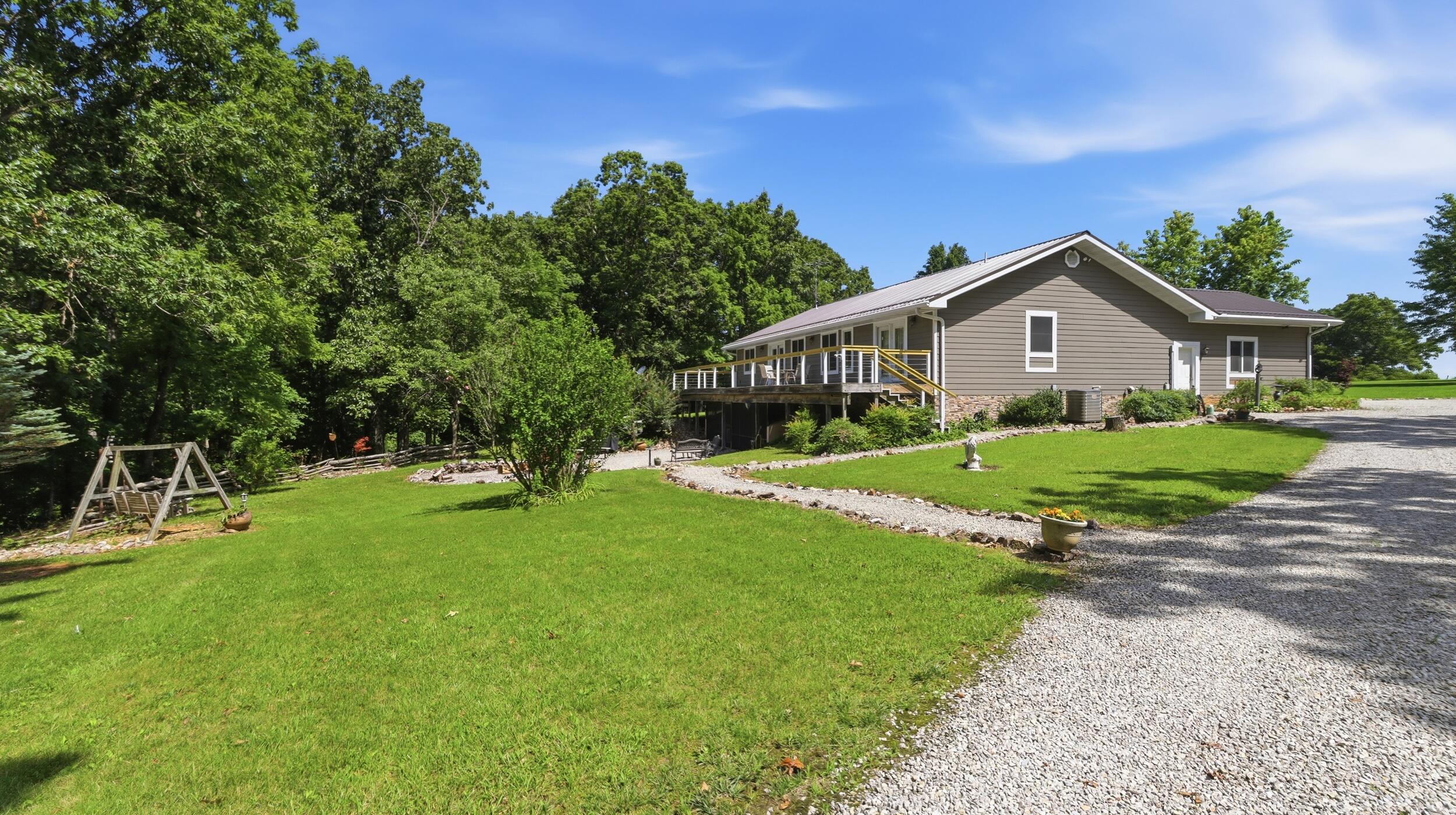 19320 Highway Y Property Photo 8