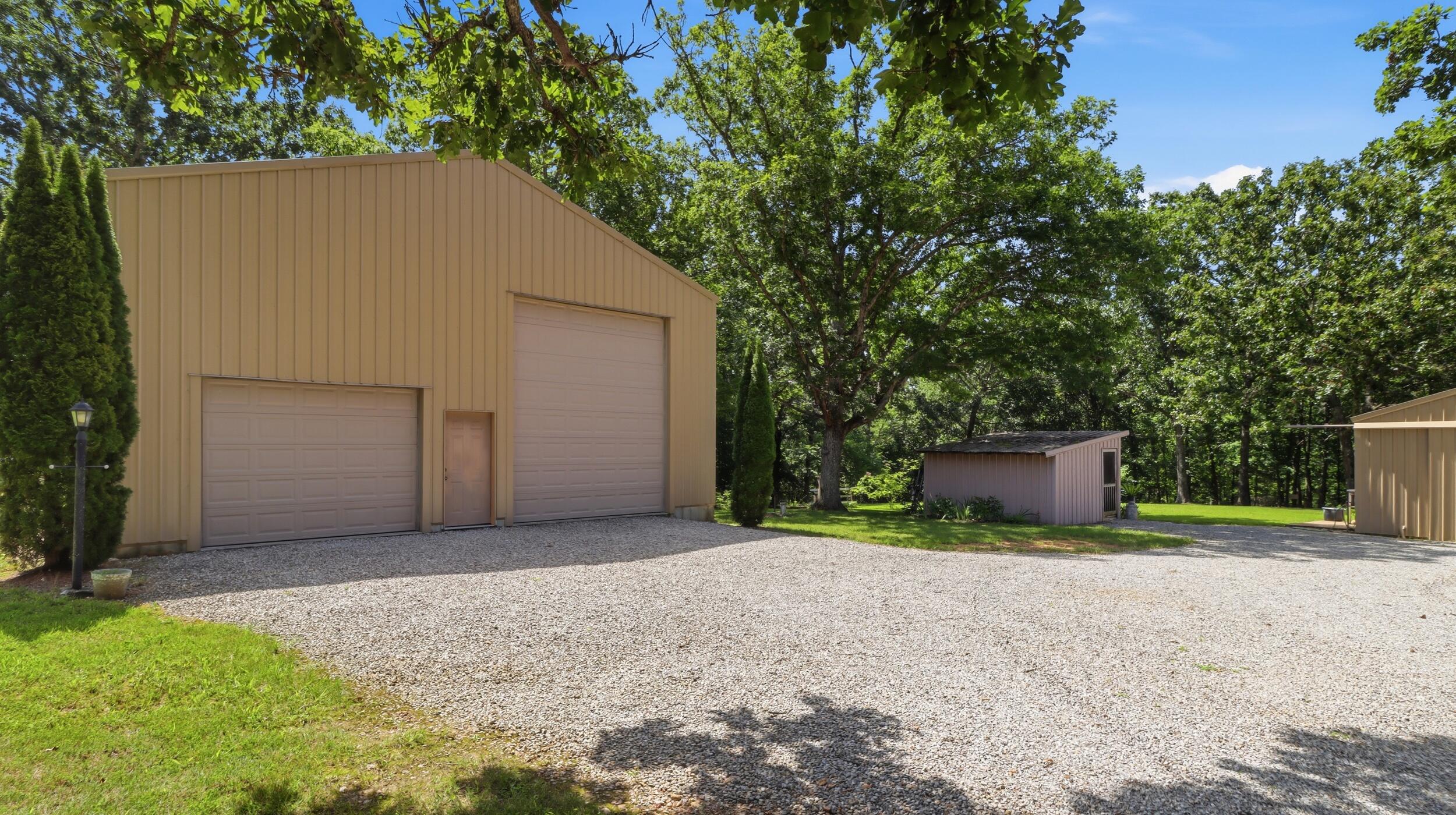 19320 Highway Y Property Photo 13
