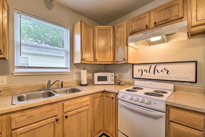 914-924 Renfrow Avenue Property Photo 23