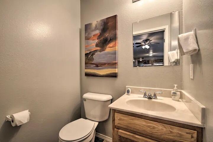 914-924 Renfrow Avenue Property Photo 29