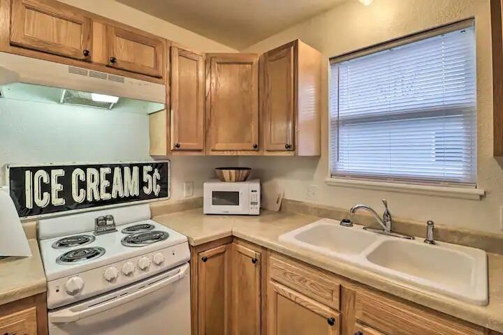 914-924 Renfrow Avenue Property Photo 35