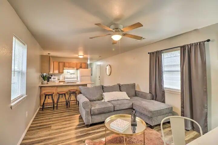 914-924 Renfrow Avenue Property Photo 46