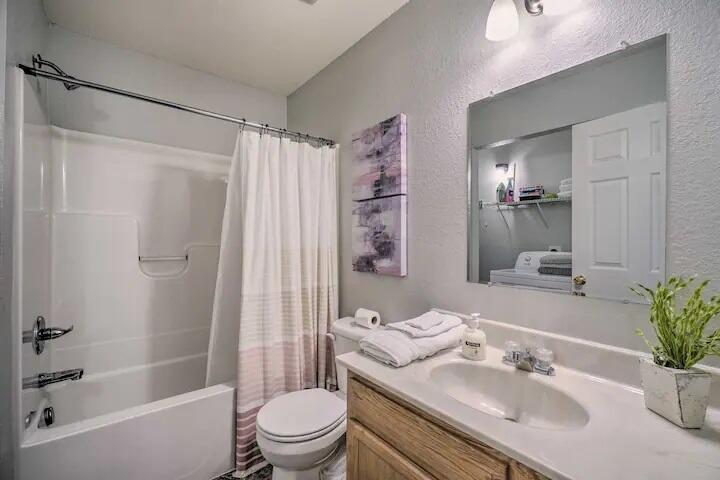 914-924 Renfrow Avenue Property Photo 62