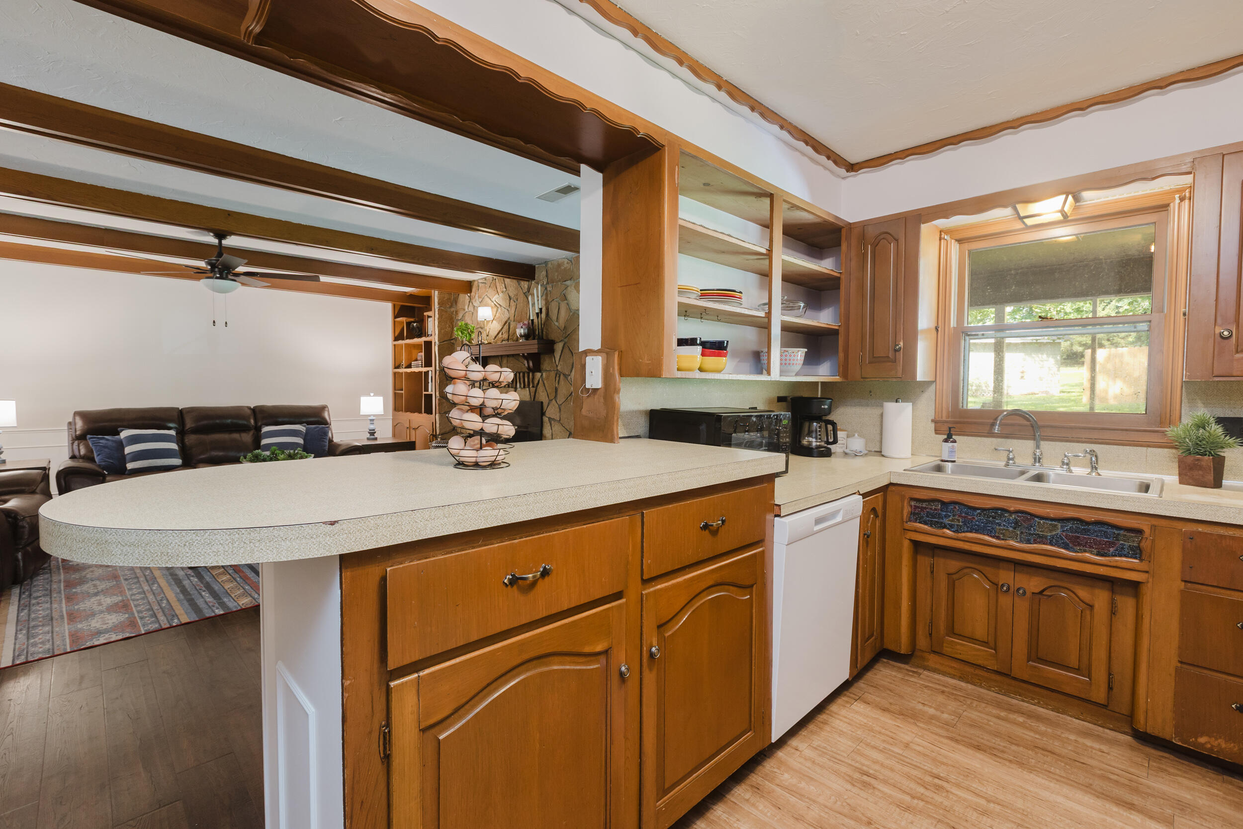 709 North High Street Property Photo 18