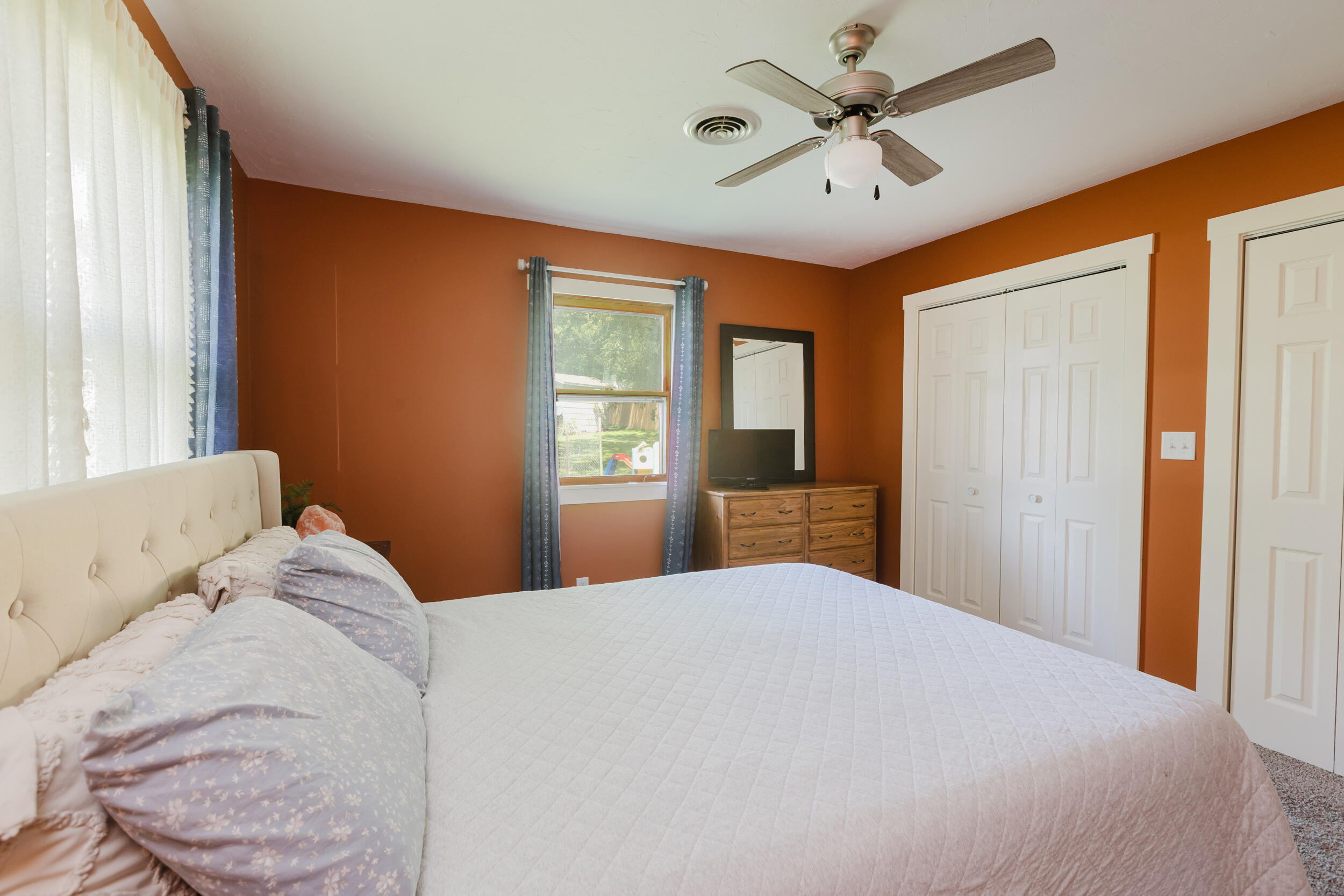 709 North High Street Property Photo 24