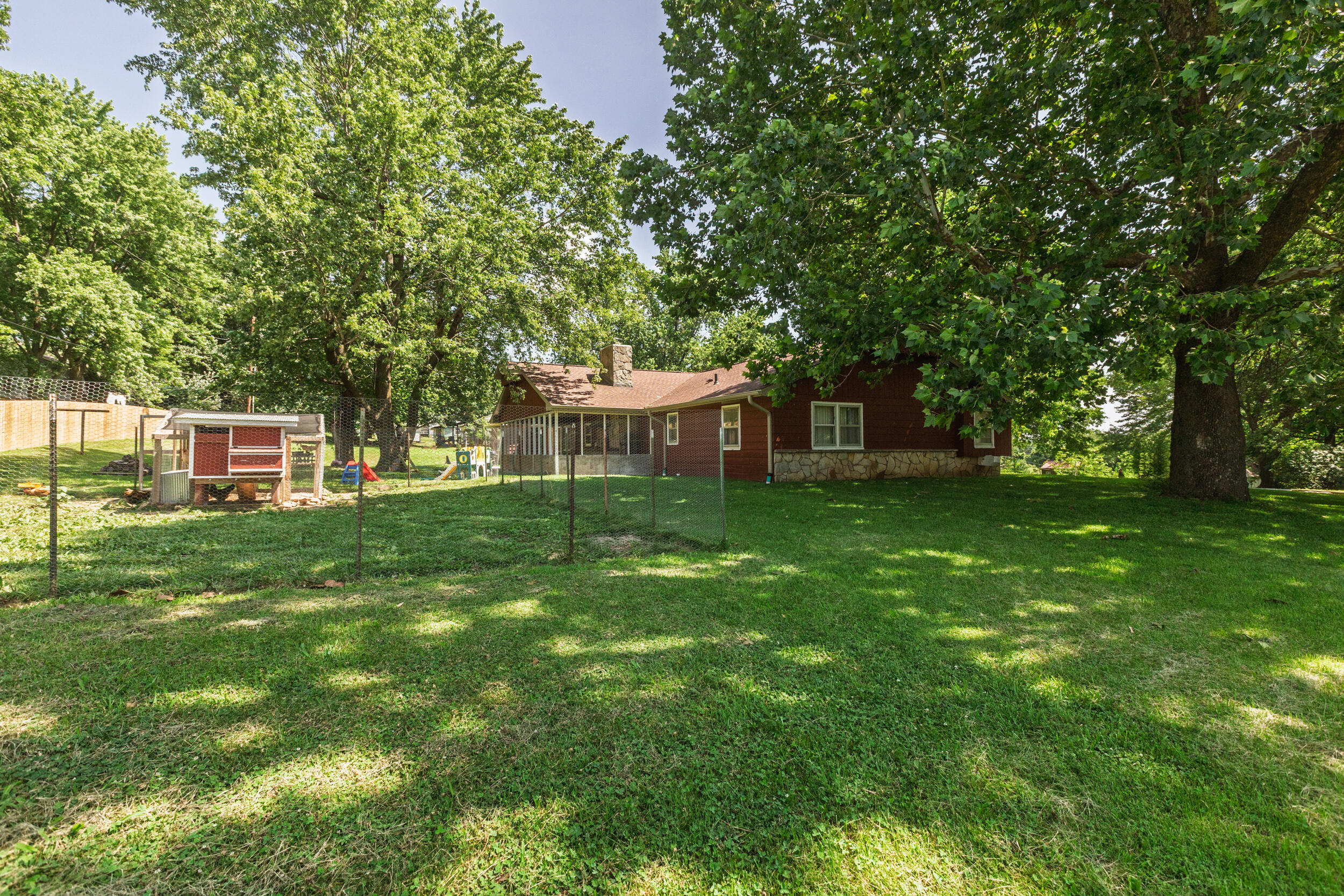 709 North High Street Property Photo 46